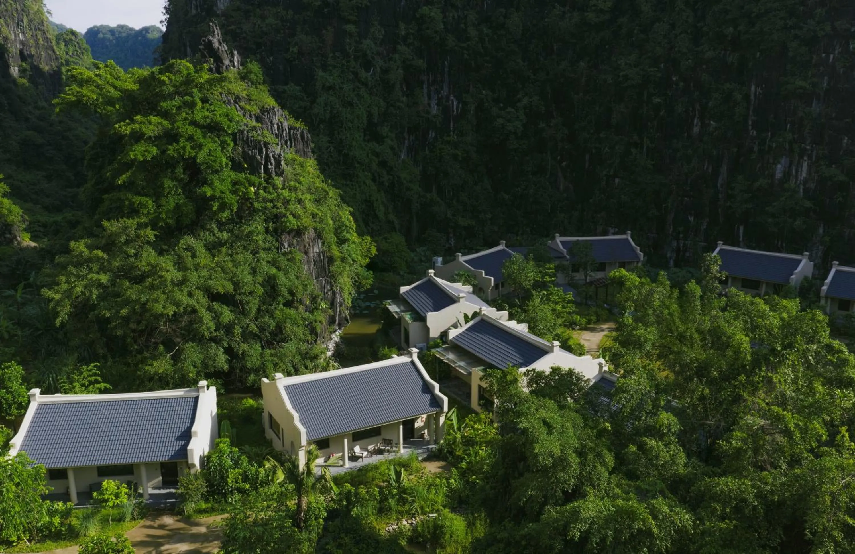 Property building in Jiva Hoa Lu Retreat