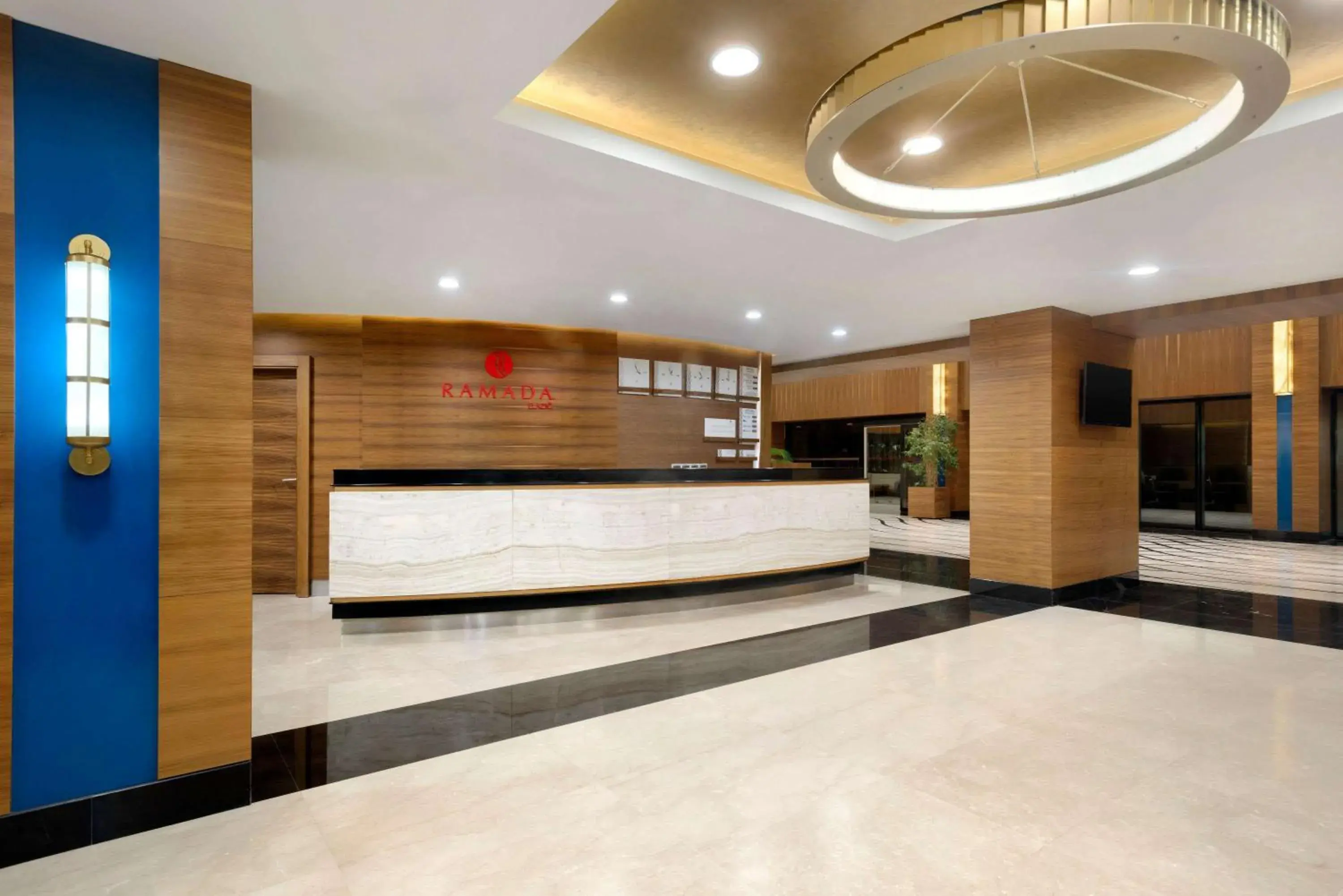 Lobby or reception in Ramada By Wyndham Elazığ Lobby or reception in Ramada By Wyndham Elazığ