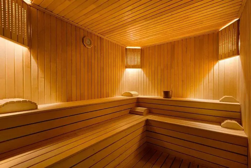 Fitness centre/facilities in Ramada By Wyndham Elazığ Fitness centre/facilities in Ramada By Wyndham Elazığ