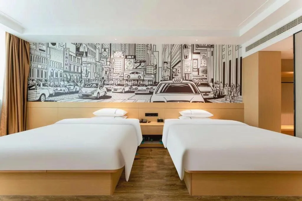 Bed in City Comfort Inn Wuhan Yangluo Wanda Plaza