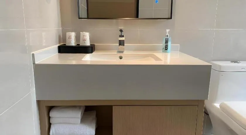 City Comfort Inn Wuhan Yangluo Wanda Plaza