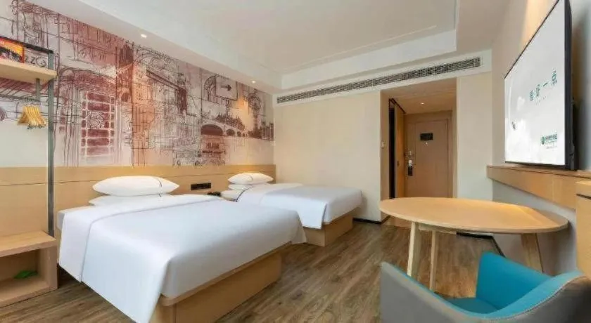 Bed in City Comfort Inn Wuhan Yangluo Wanda Plaza