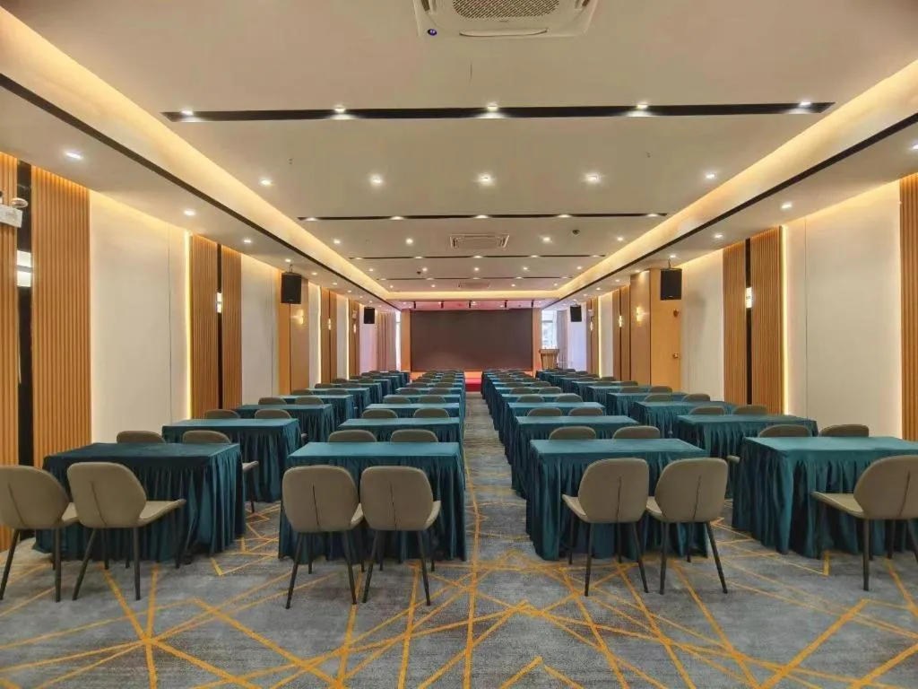 City Comfort Premier Hotel Nanning Guangxi University Zoo Metro Station