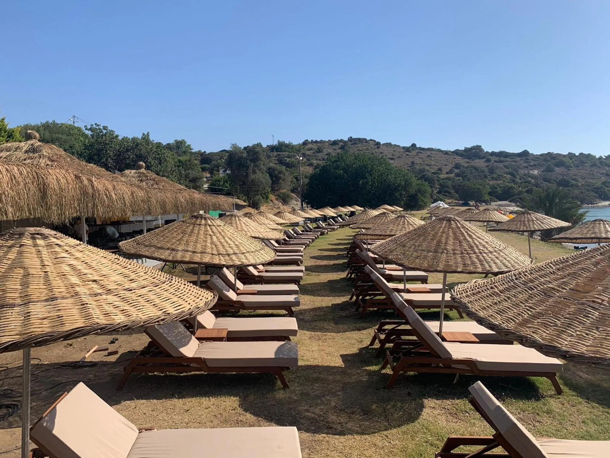 Beach in Sisus Marina Hotel