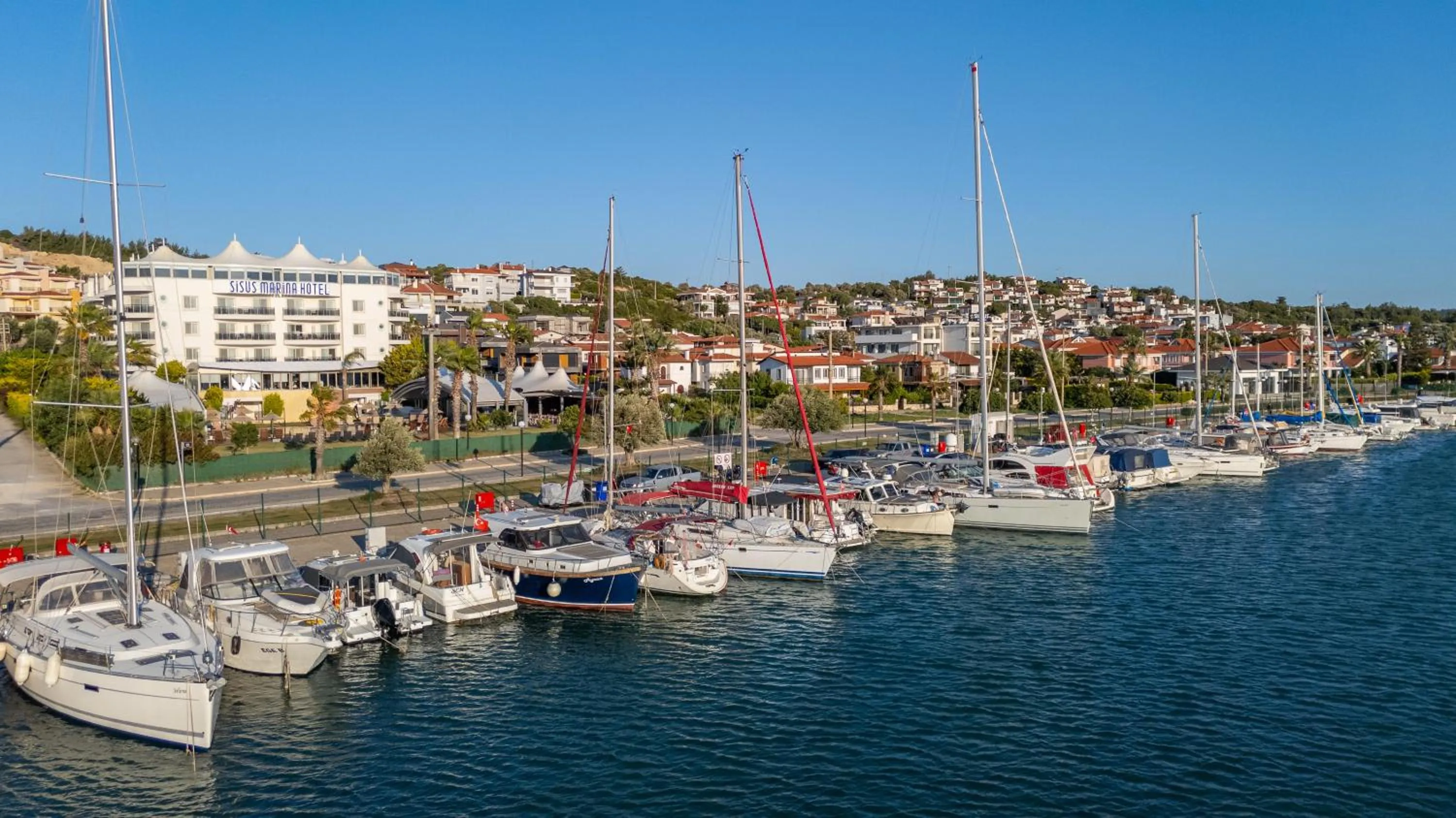 Day in Sisus Marina Hotel