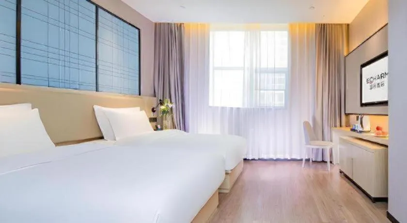 Bed in Echarm Hotel Wuhan Hankou Railway Station Zhuyeshan Metro Station