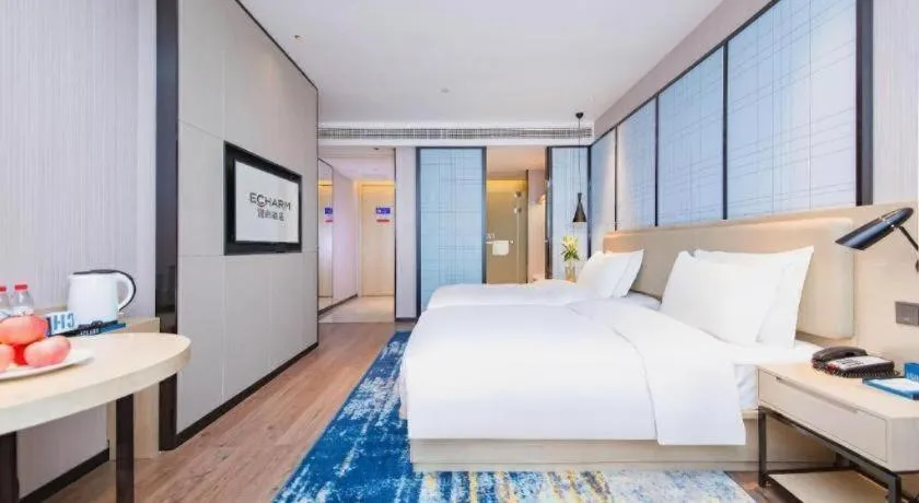 Bed in Echarm Hotel Wuhan Hankou Railway Station Zhuyeshan Metro Station