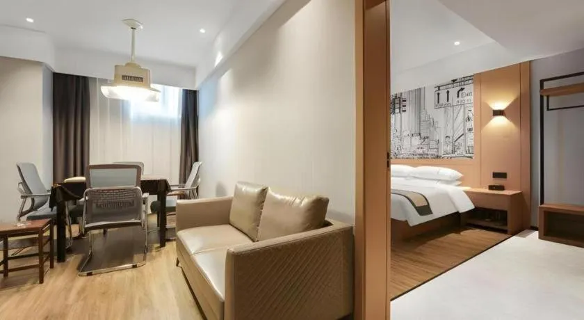 Bed in City Comfort Inn Yichang Sanxia Airport