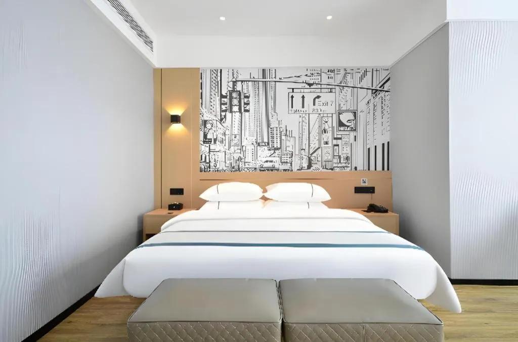 Bed in City Comfort Inn Yichang Sanxia Airport