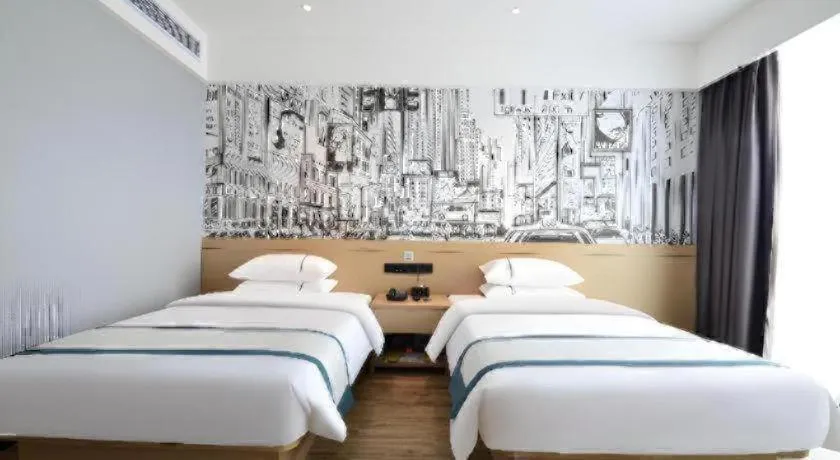 Bed in City Comfort Inn Yichang Sanxia Airport