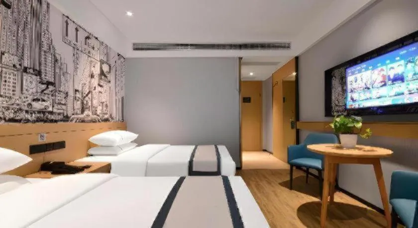 Bed in City Comfort Inn Yichang Sanxia Airport