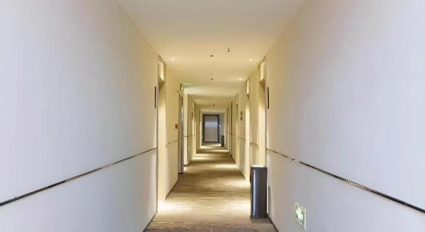 City Comfort Inn Jiujiang Gongqing Science and Technology College High-speed Railway Station