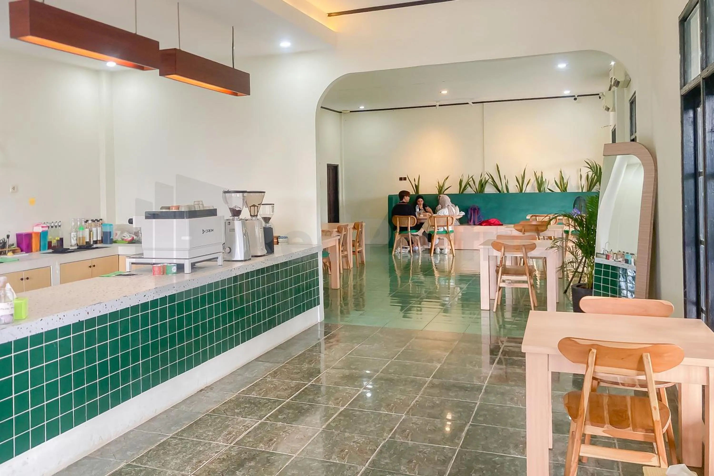 Restaurant/places to eat in Aman Guest House Redpartner