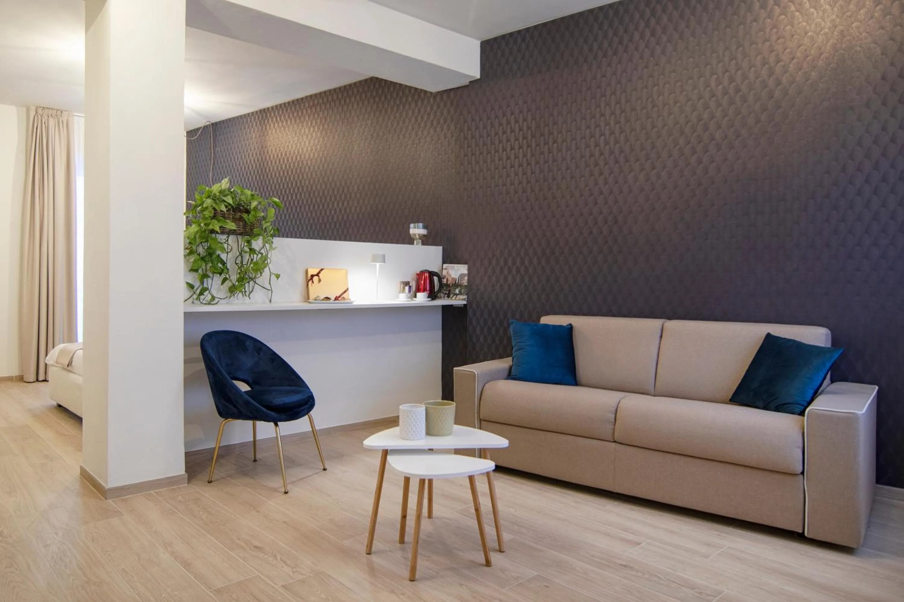 TV and multimedia in Gigi Suites&Apartments