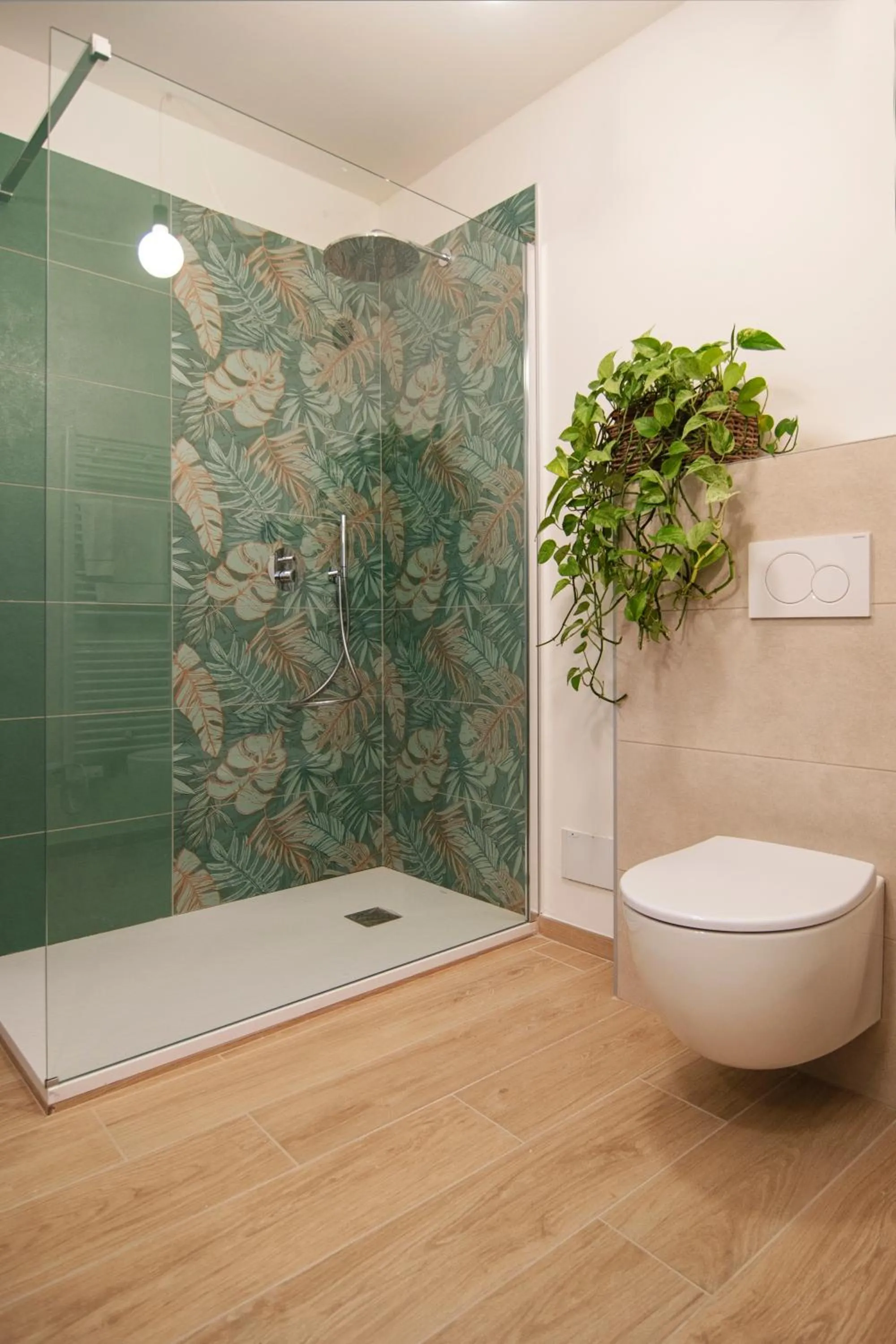 Shower in Gigi Suites&Apartments