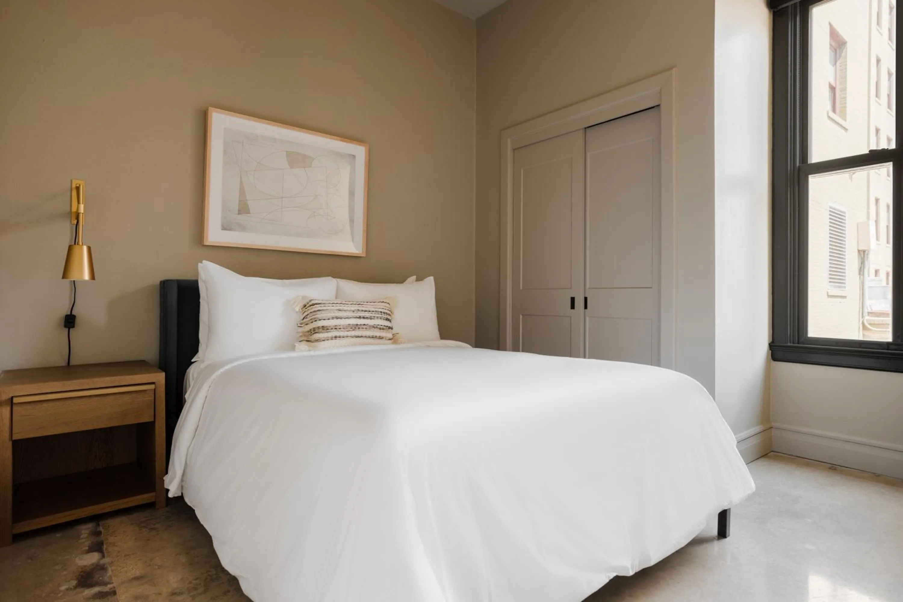 Bedroom, Bed in La Luz