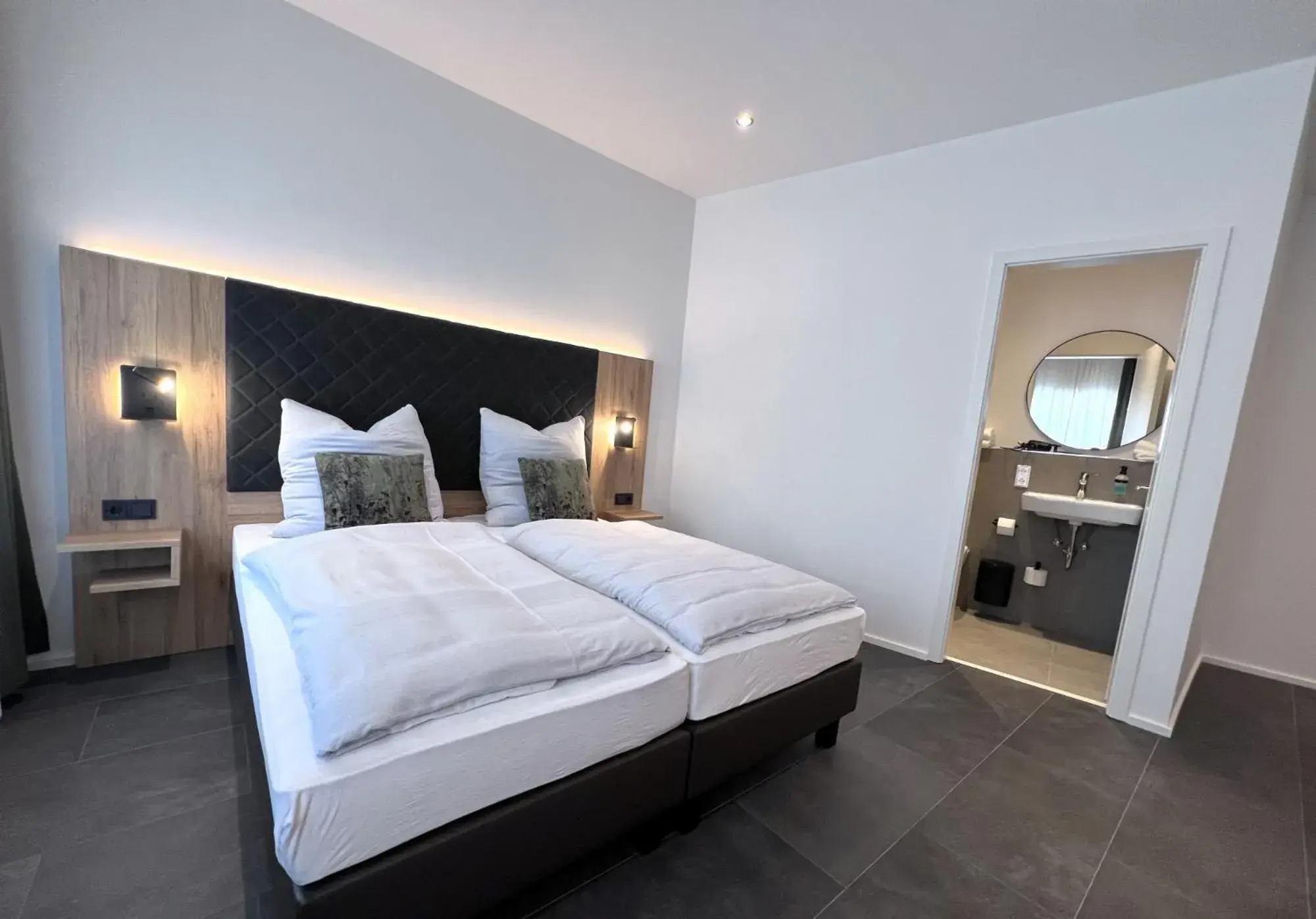 Photo of the whole room, Bed in Haus Kuckenberg Photo of the whole room, Bed in Haus Kuckenberg