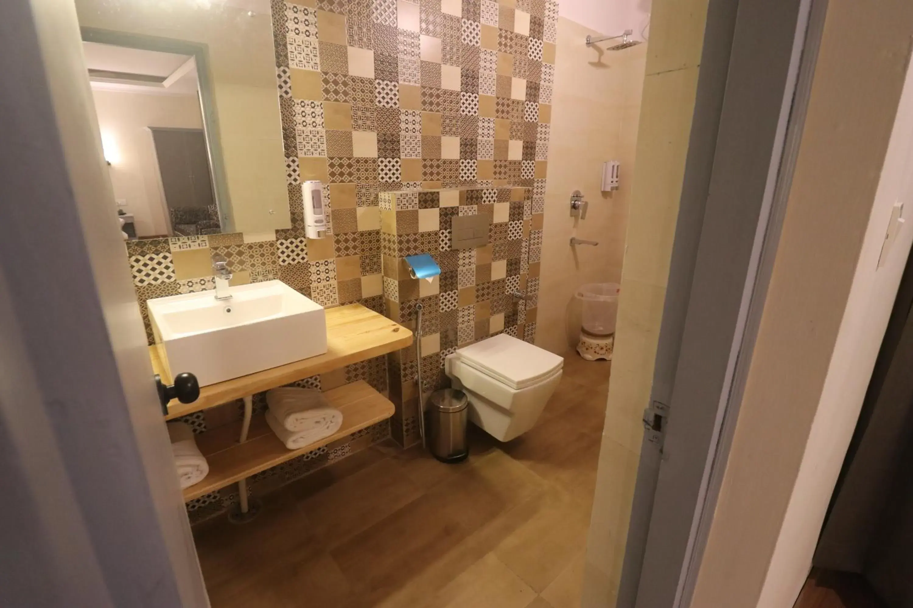 Bathroom in Aamod Feather Touch - Nainital Bathroom in Aamod Feather Touch - Nainital