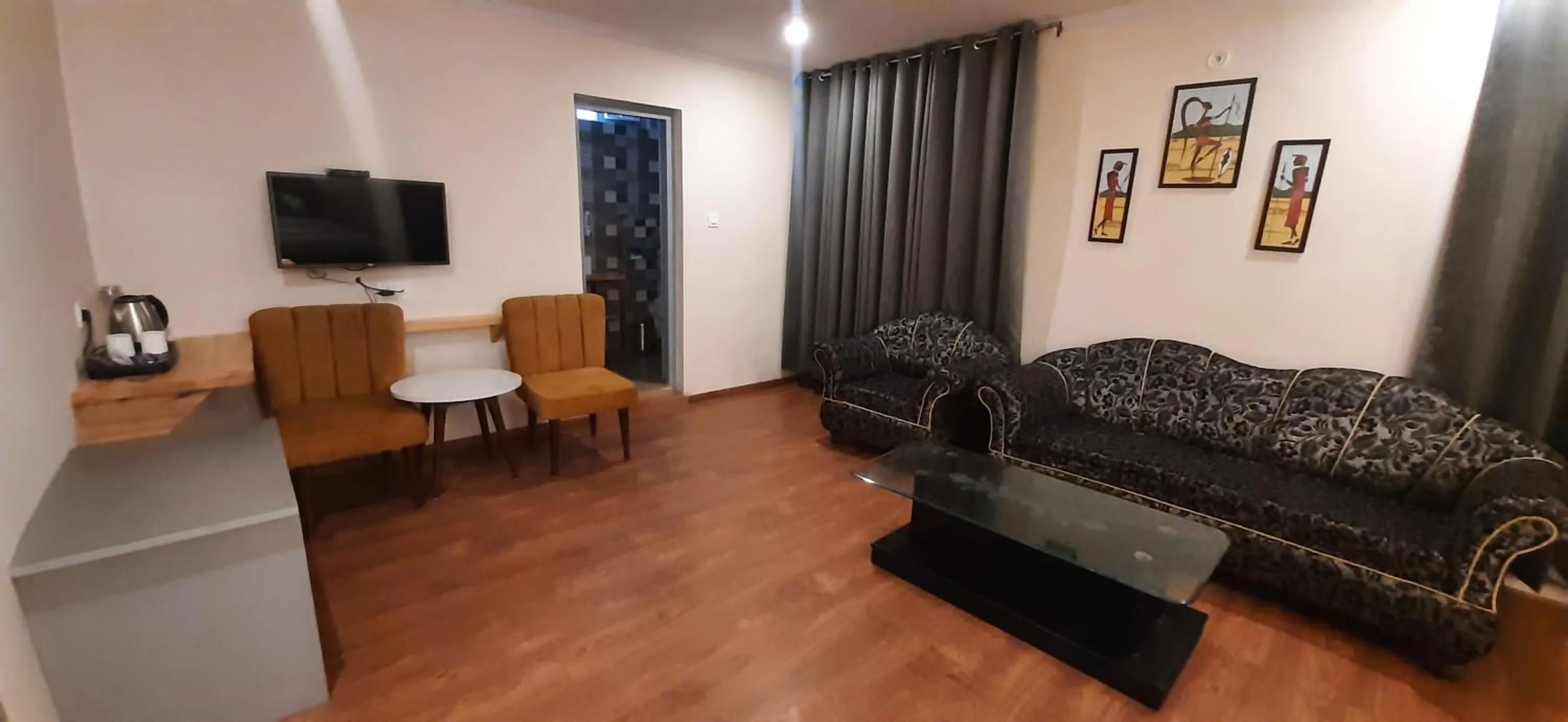 Seating area in Aamod Feather Touch - Nainital