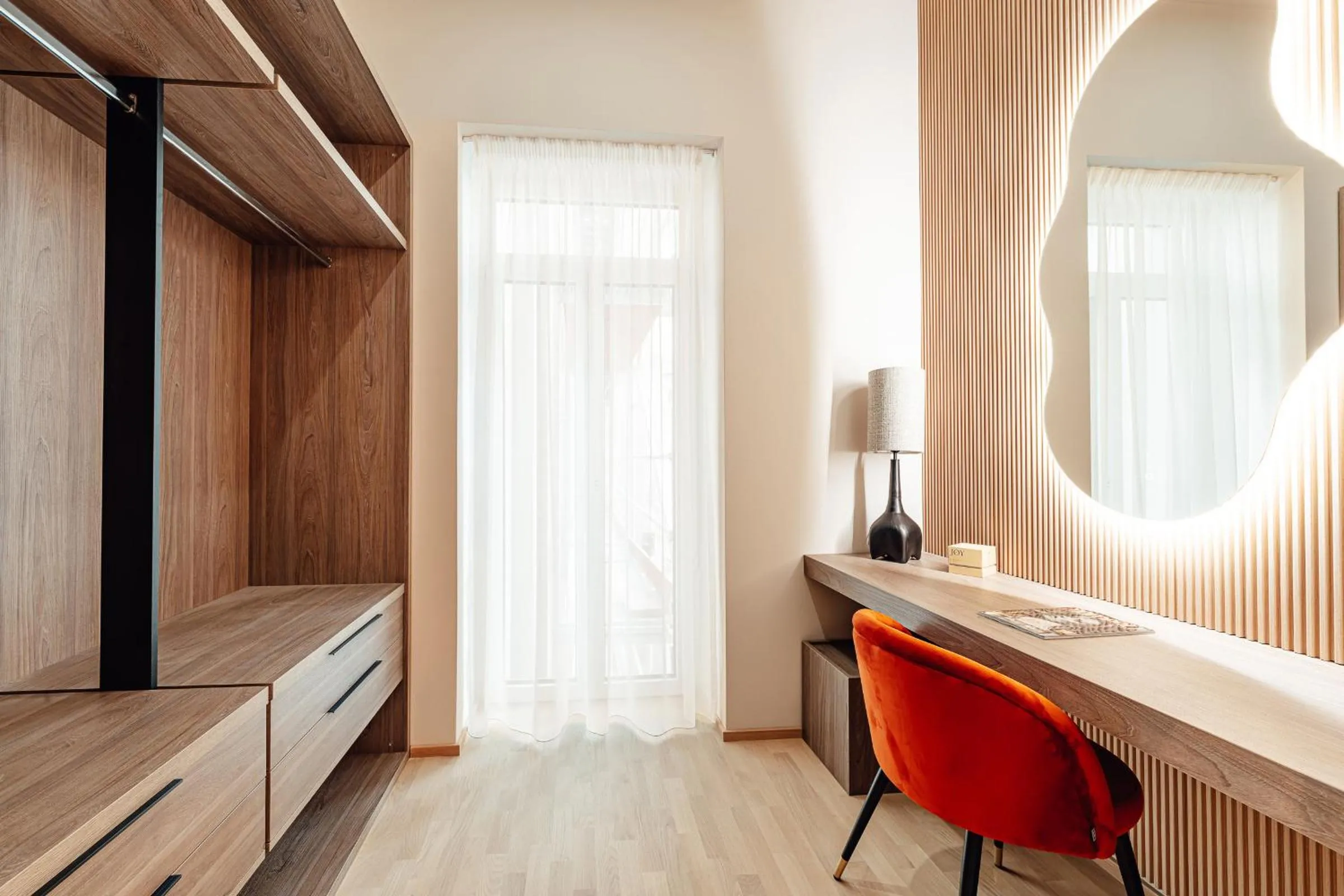 Seating area, Bed in House of Ble