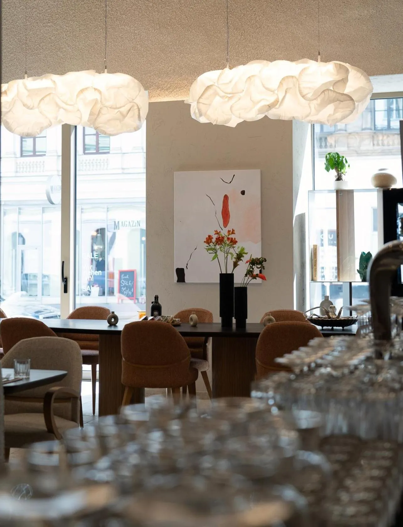 Restaurant/places to eat in House of Ble