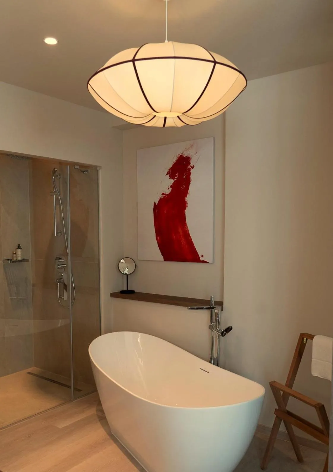 Shower in House of Ble