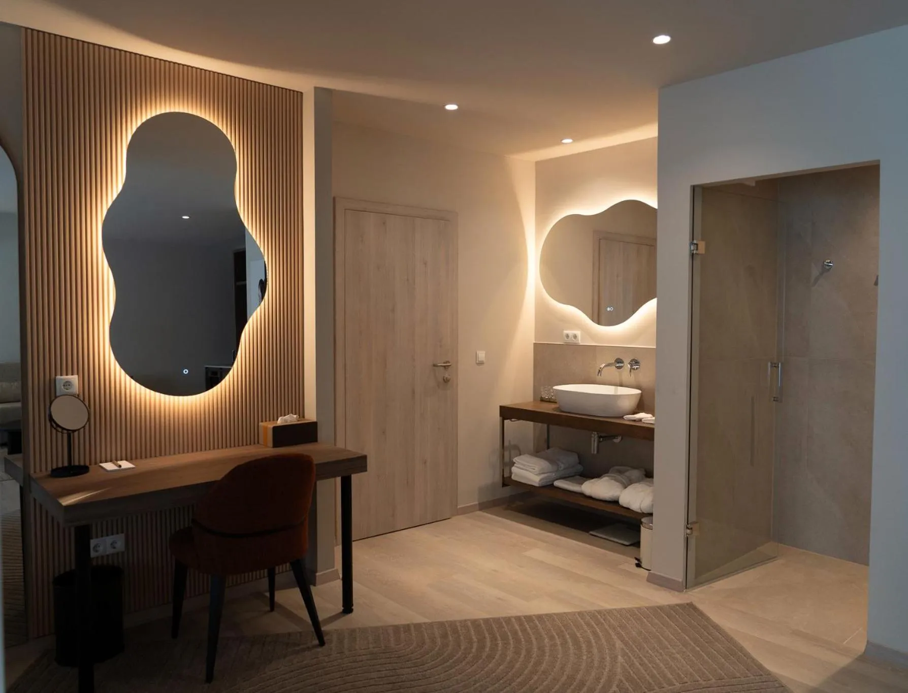 Bathroom, Bed in House of Ble