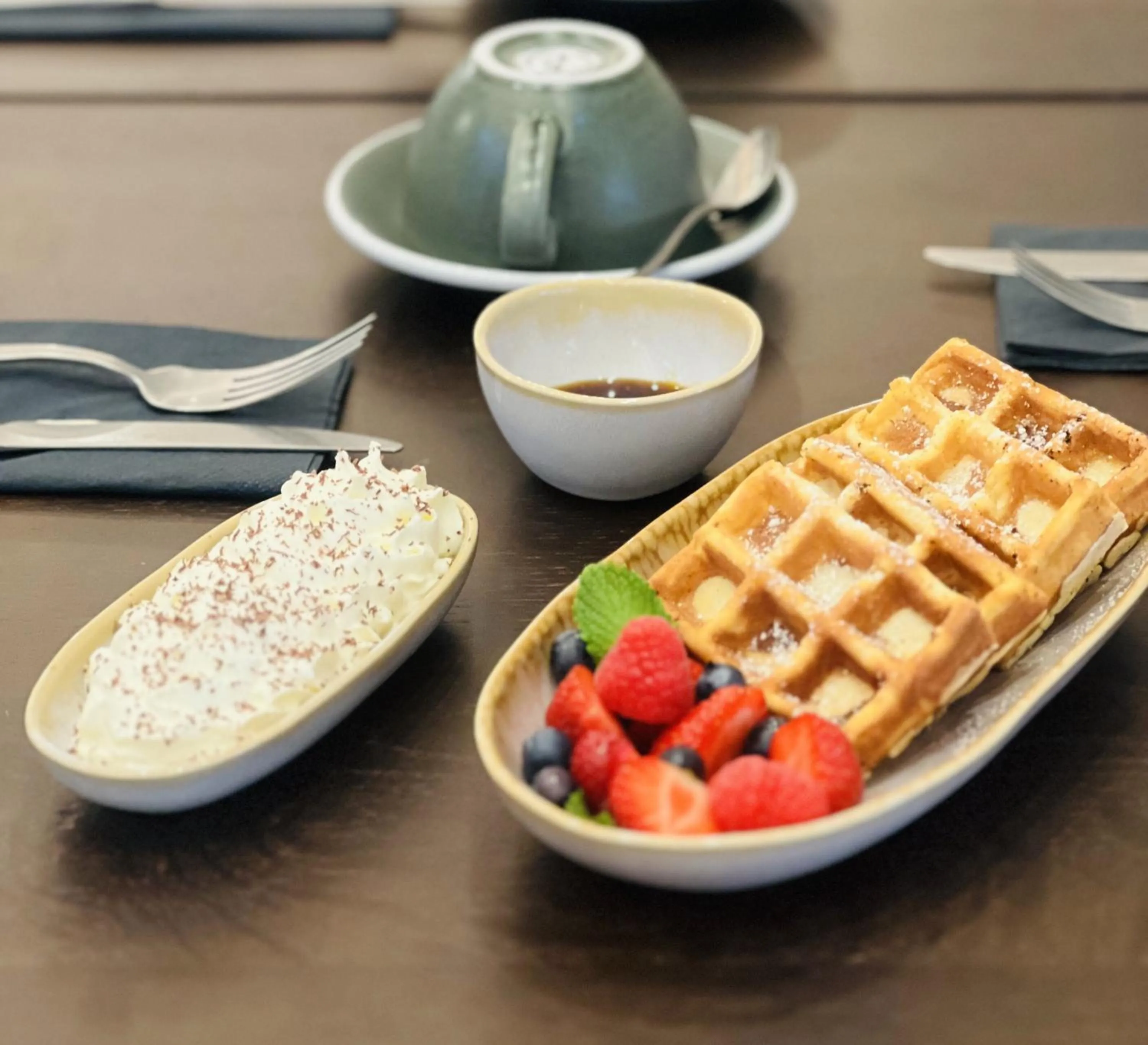 Restaurant/places to eat in House of Ble