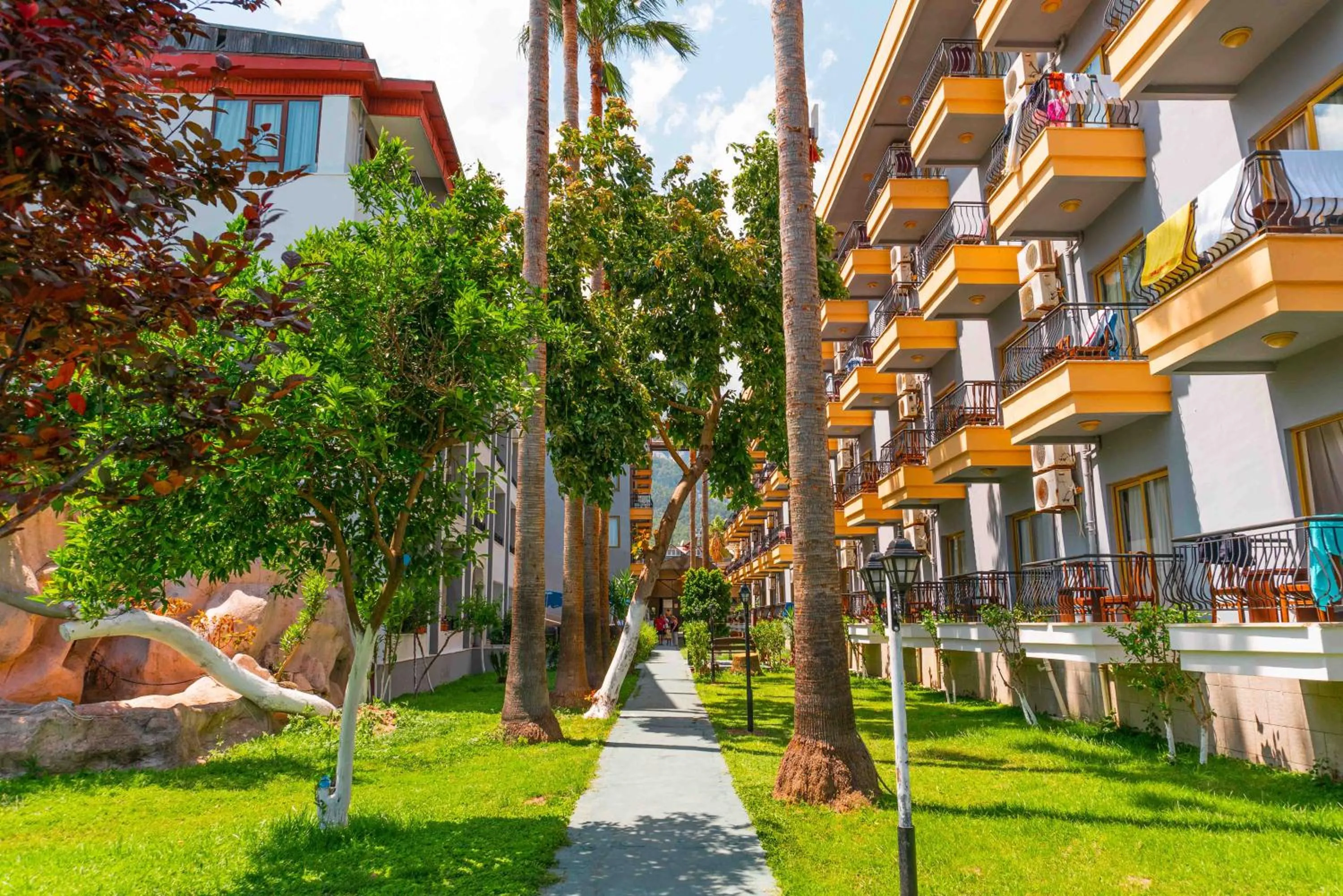 Garden in BELPOİNT BEACH HOTEL