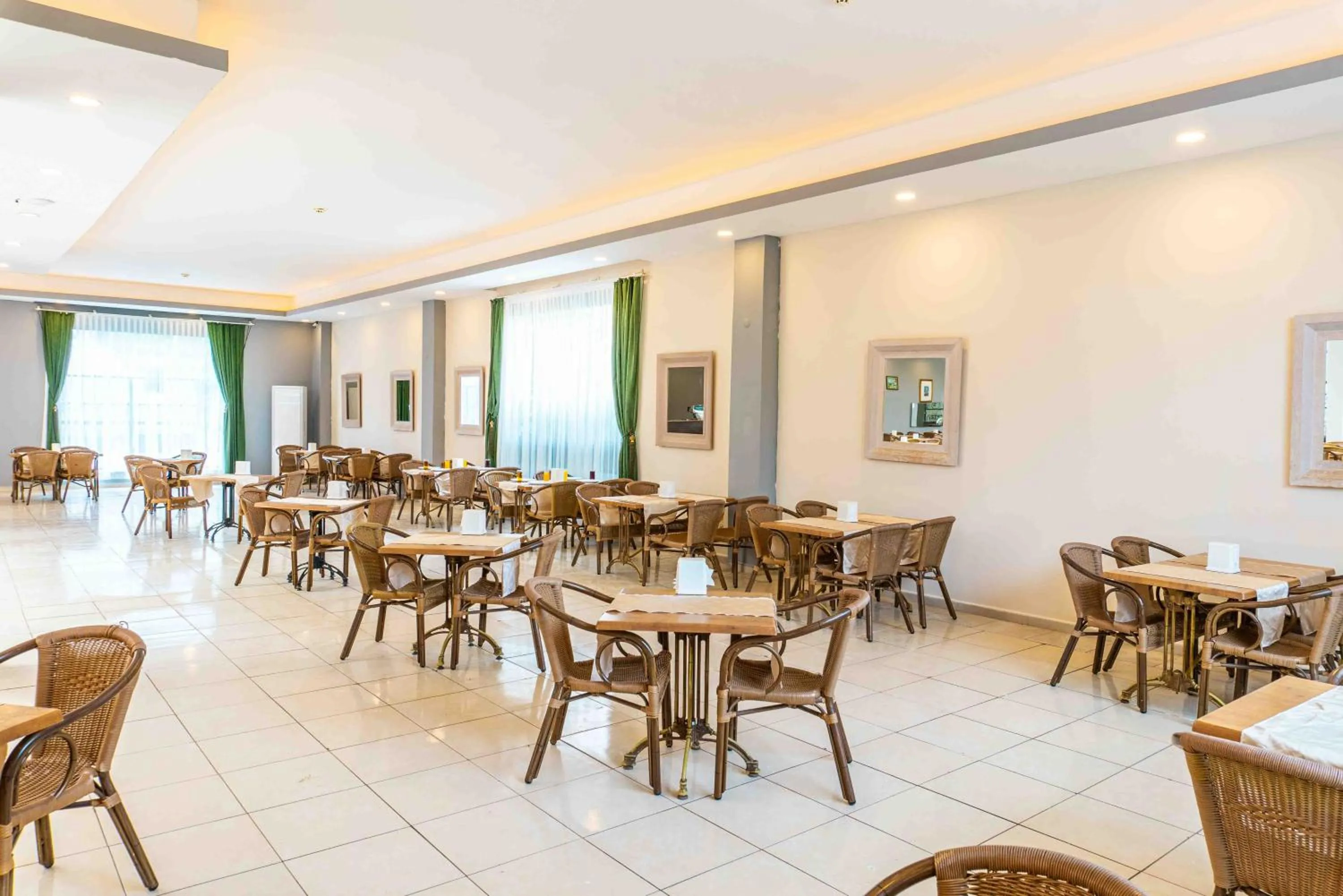 Restaurant/places to eat in BELPOİNT BEACH HOTEL