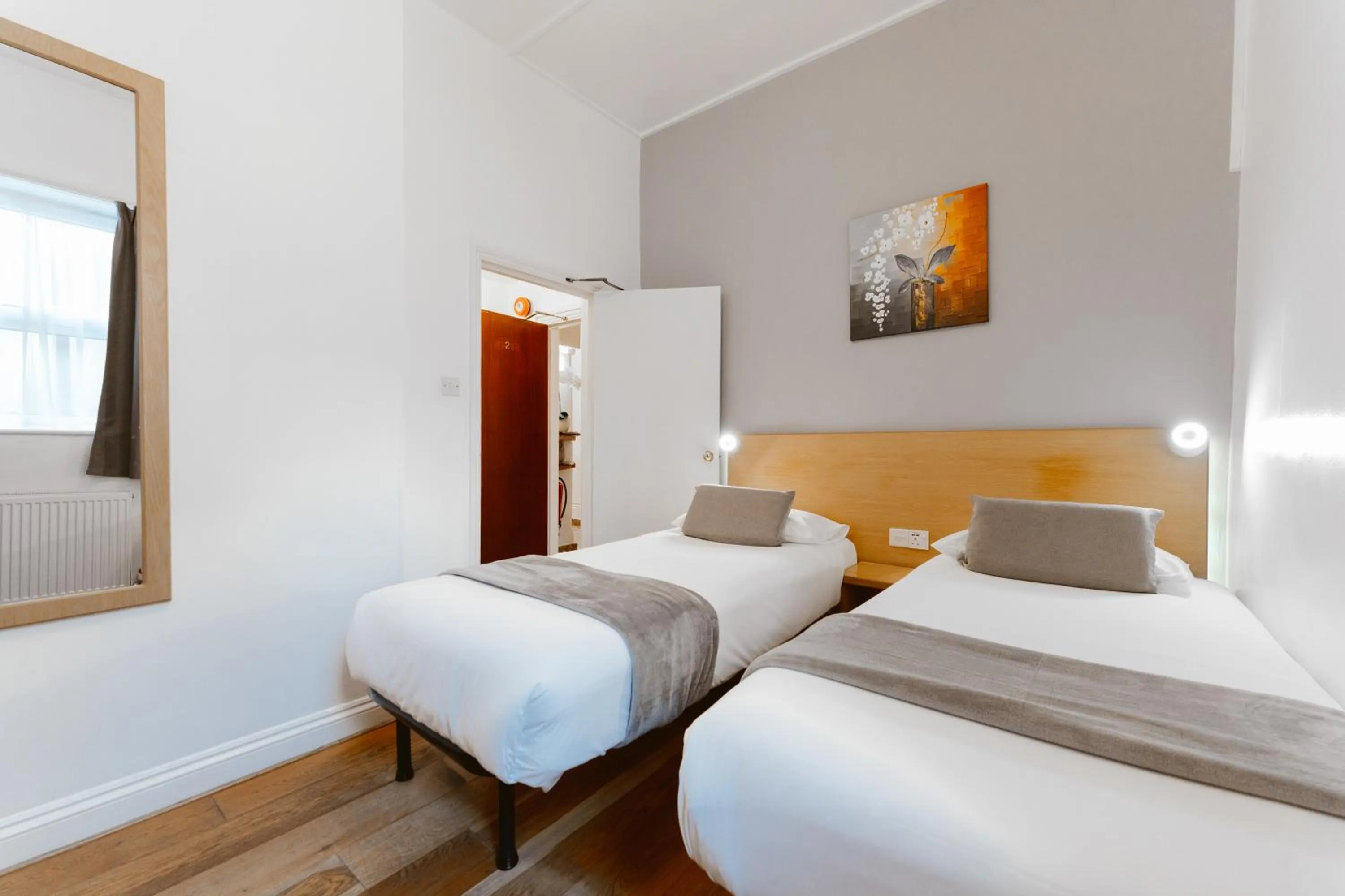 Bedroom, Bed in Star Hotel