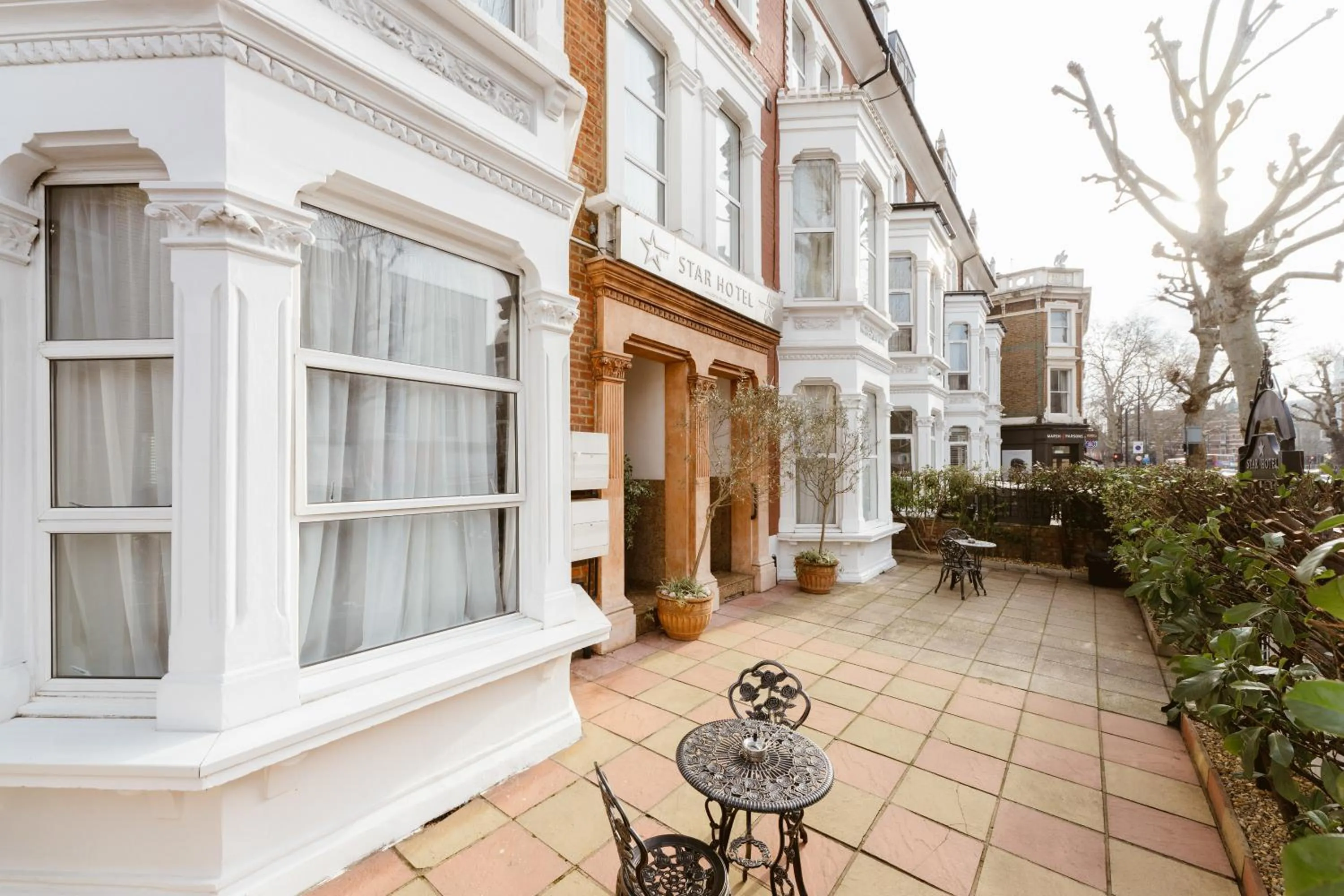 Facade/entrance in Star Hotel