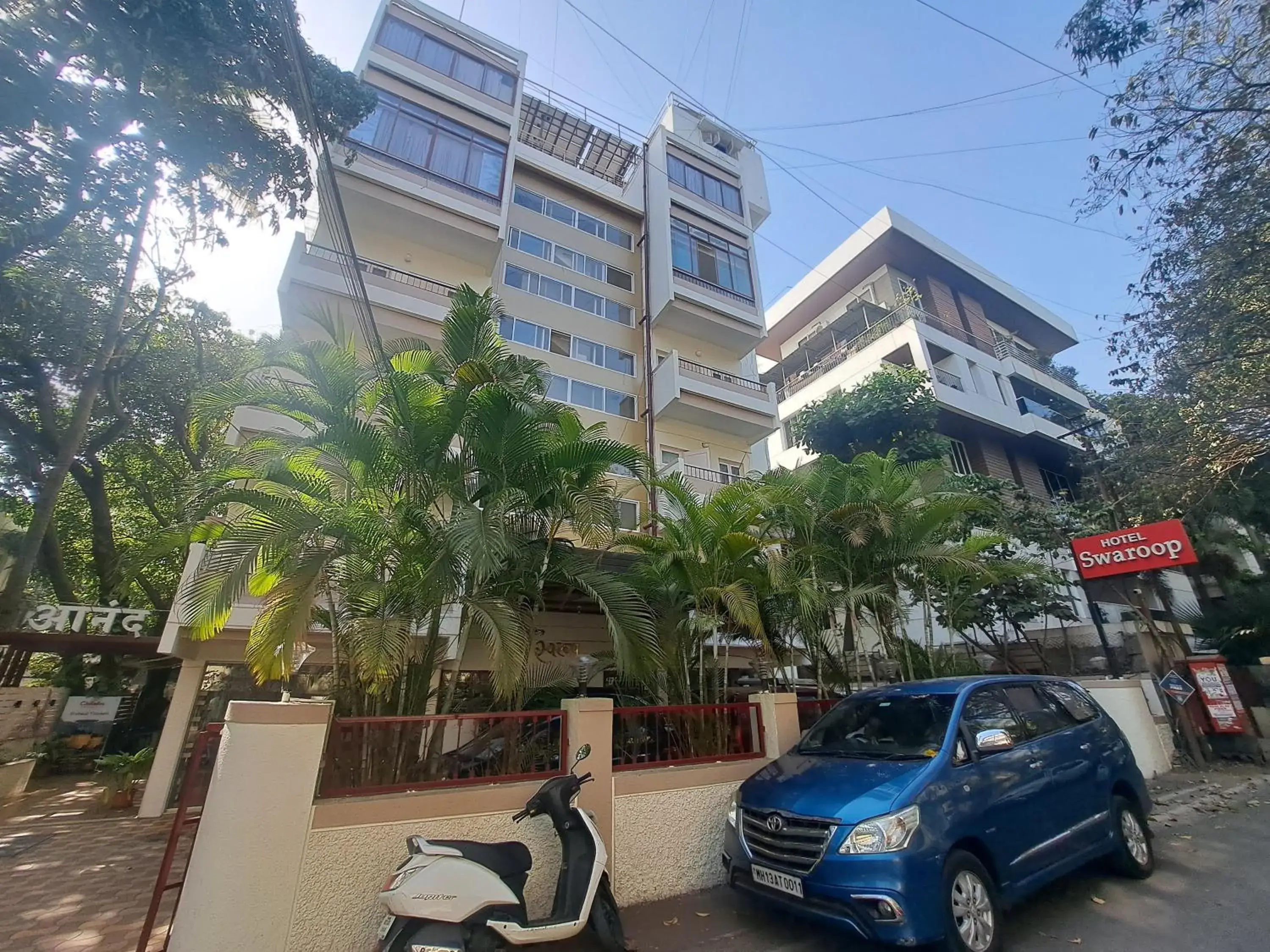 Property building in Hotel Swaroop Property building in Hotel Swaroop