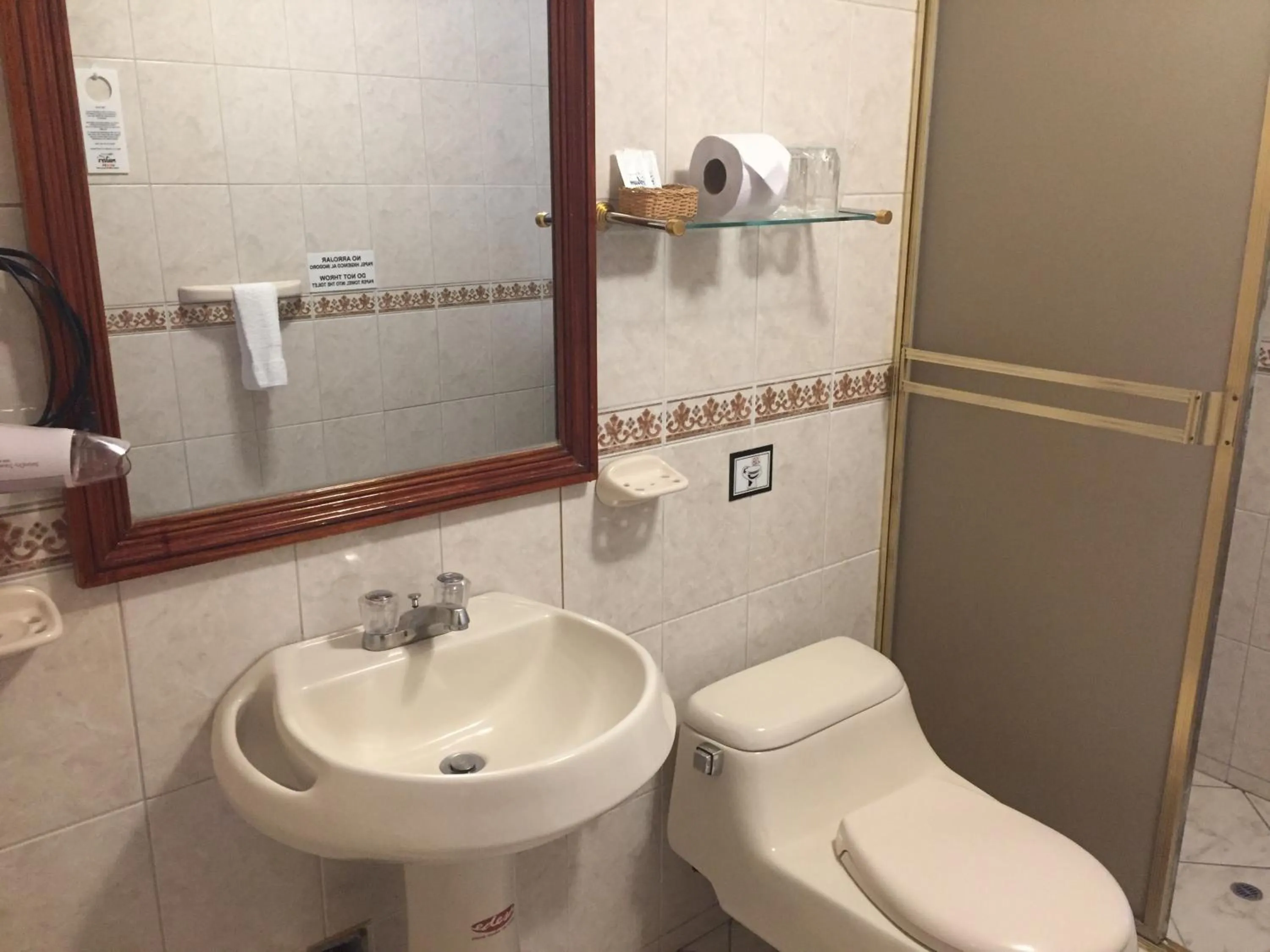 Bathroom in Hotel Midori