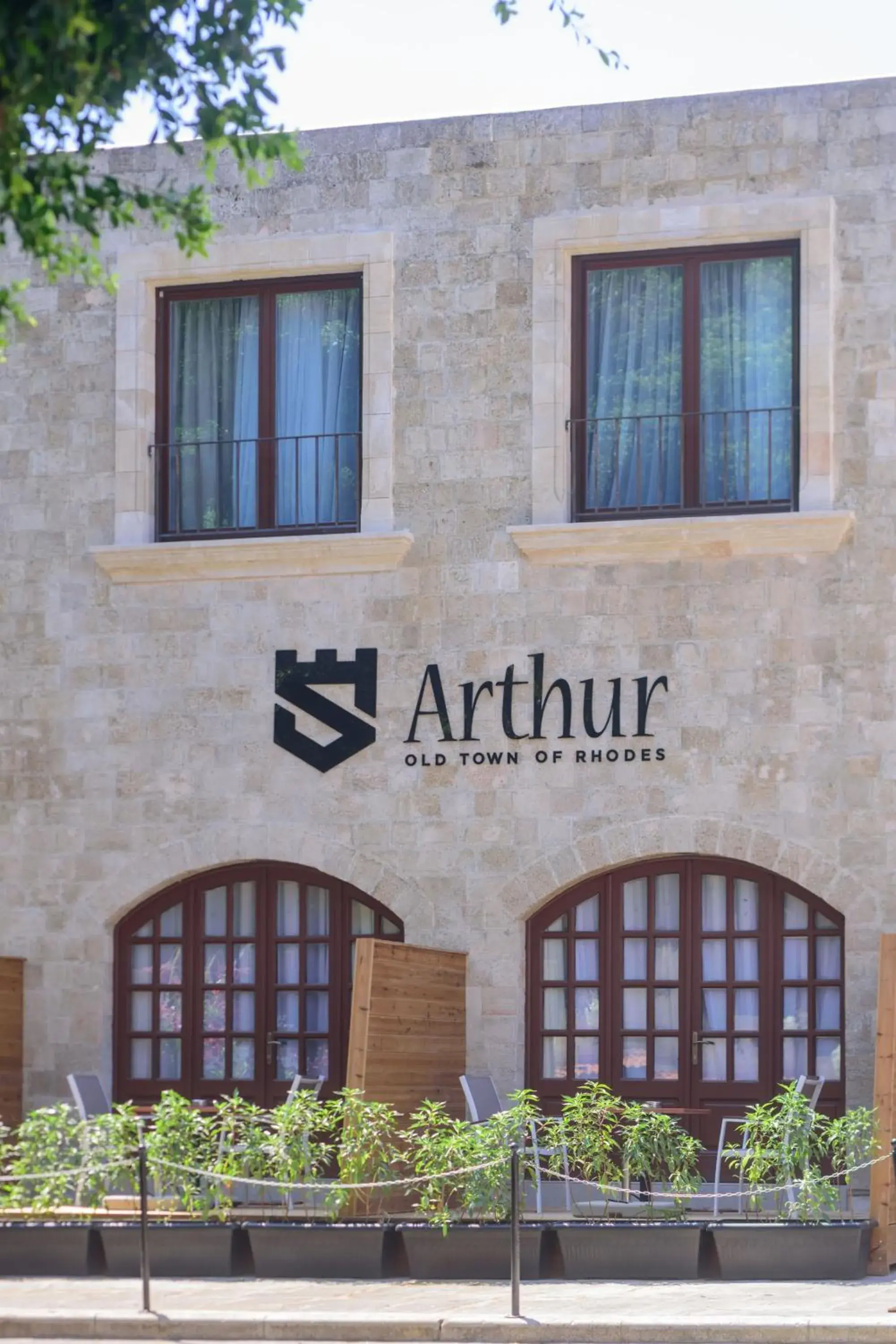 Property building in Arthur Suites in Old Town Property building in Arthur Suites in Old Town