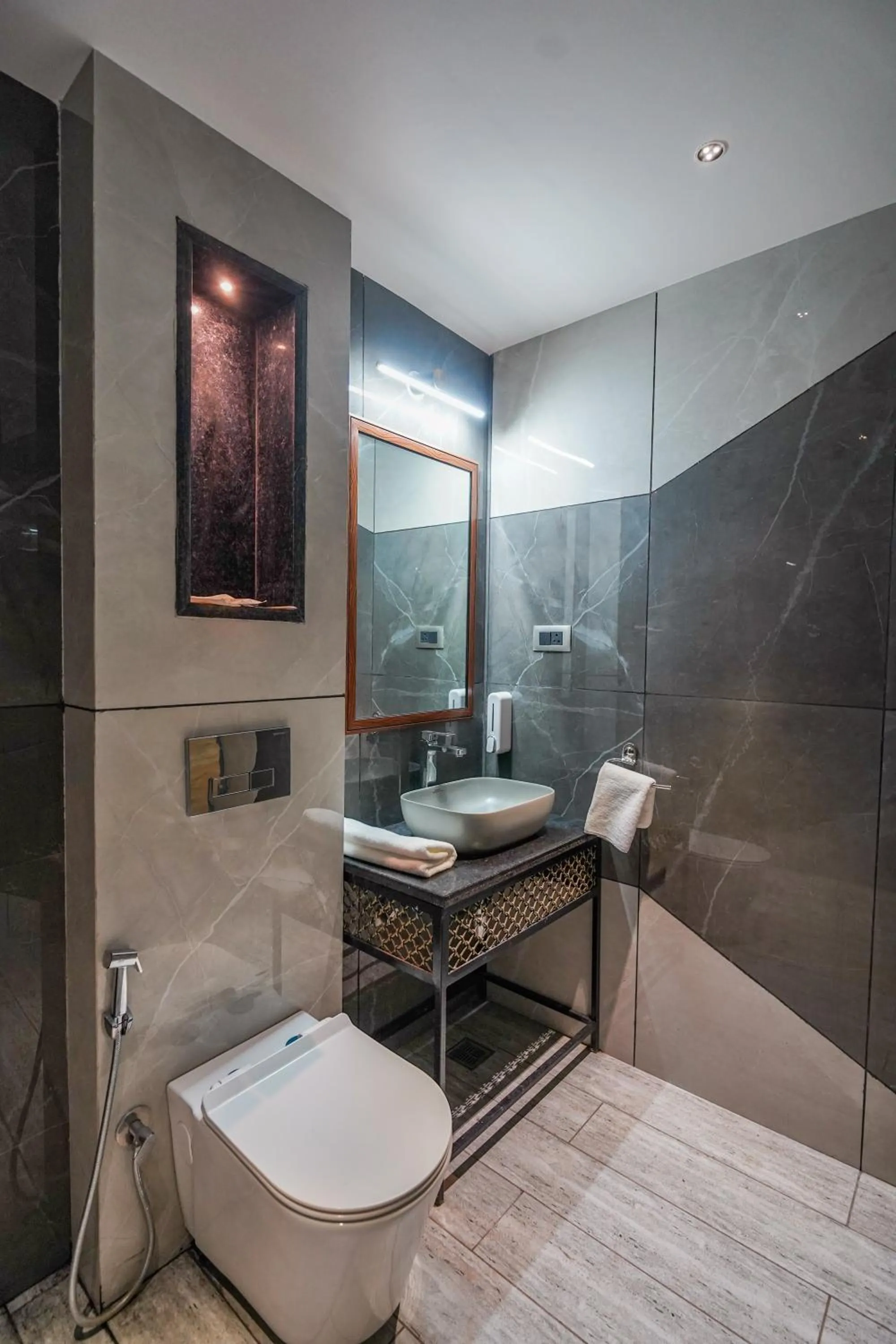 Bathroom in Hotel Red Stone