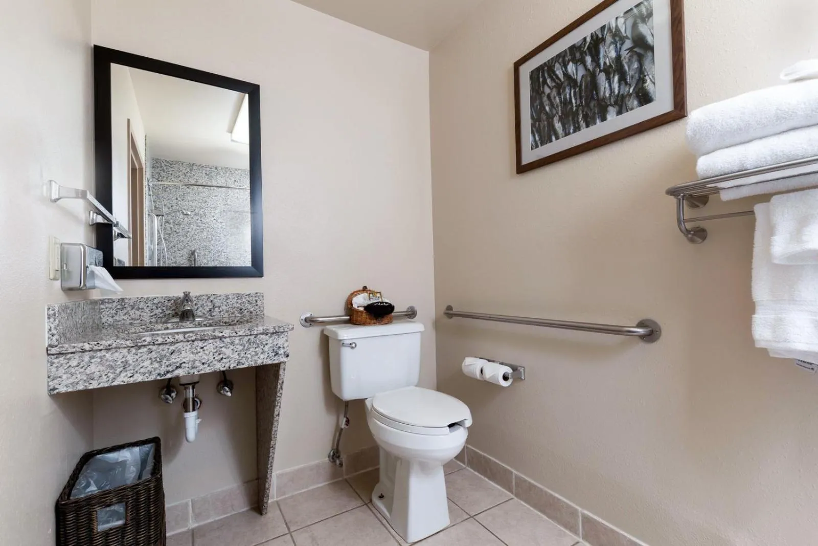 Toilet in Bass Pro Shops Angler's Lodge