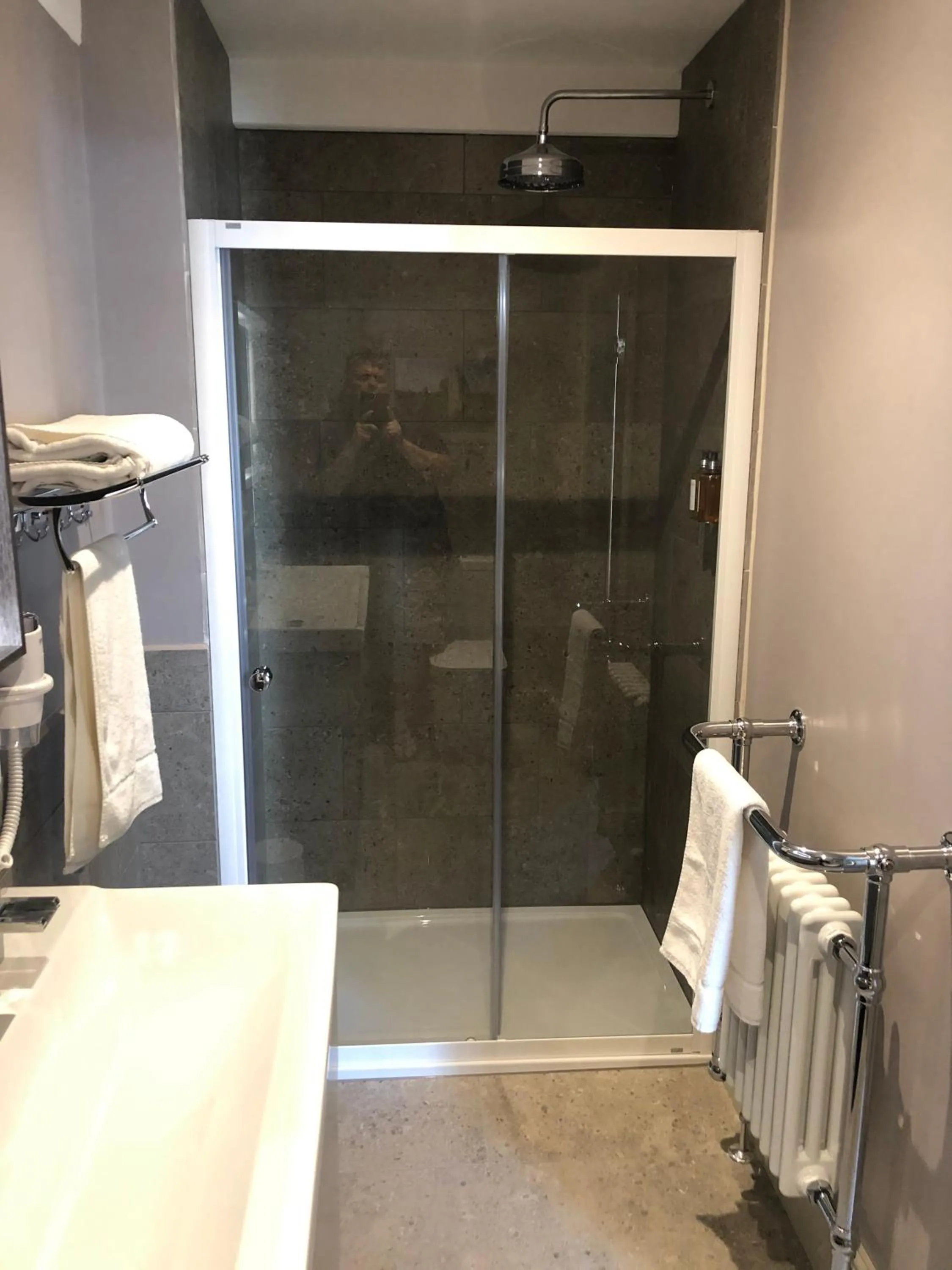 Bathroom in The Peppermill Town house Hotel & Restaurant