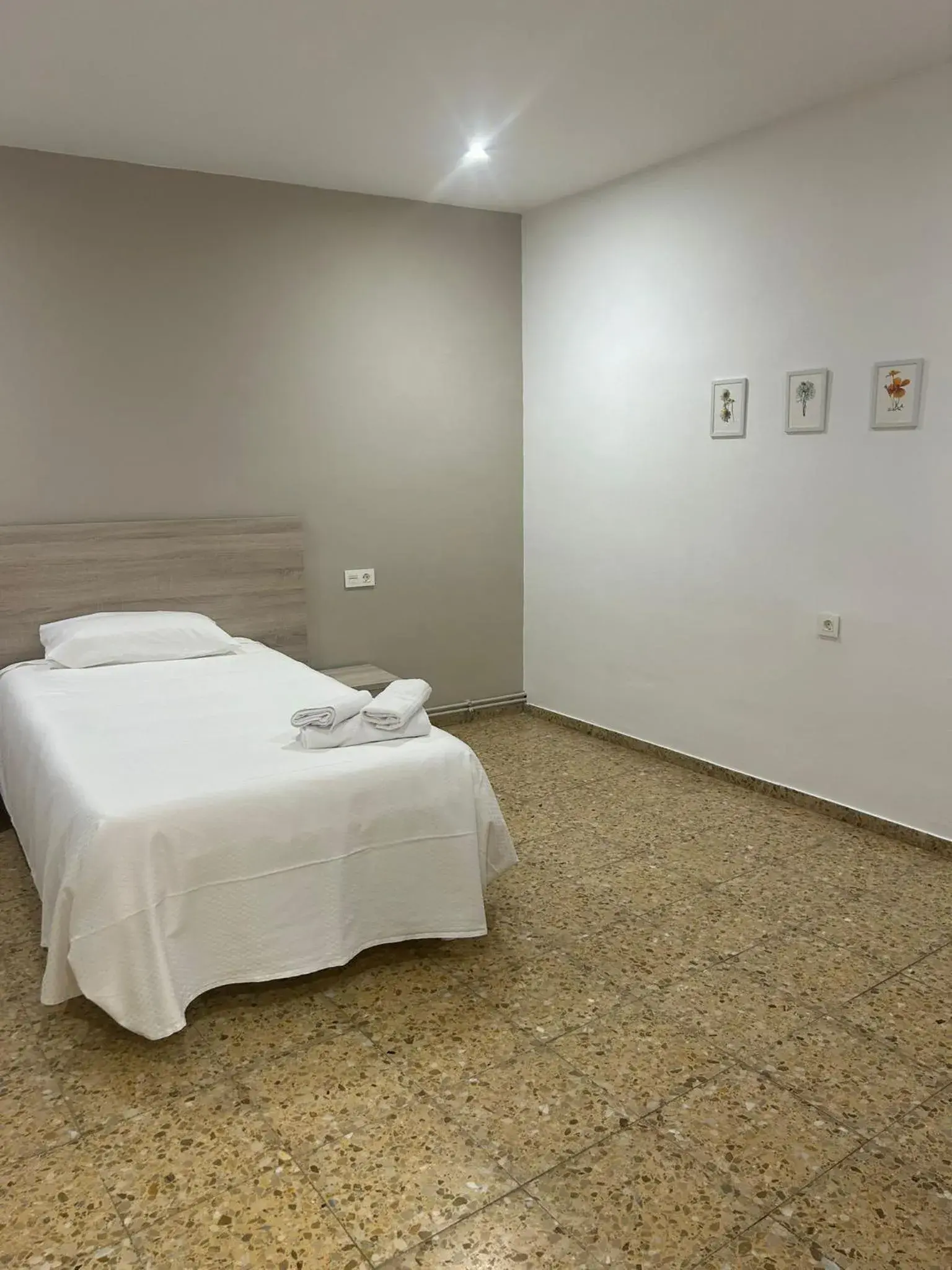 Single Room - single occupancy in Pensión Arnedo Single Room - single occupancy in Pensión Arnedo