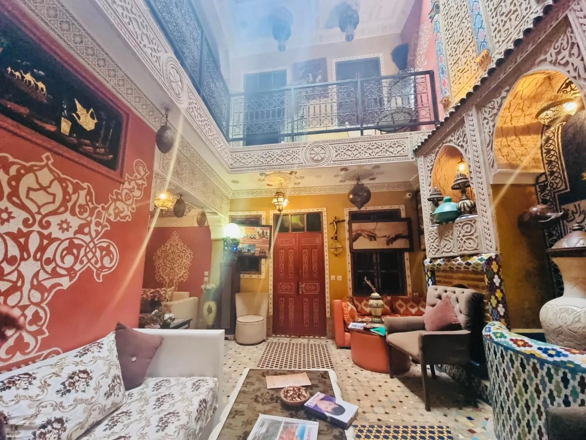 Bed in 6-Bed Dormitory Room in Riad Jennah Rouge