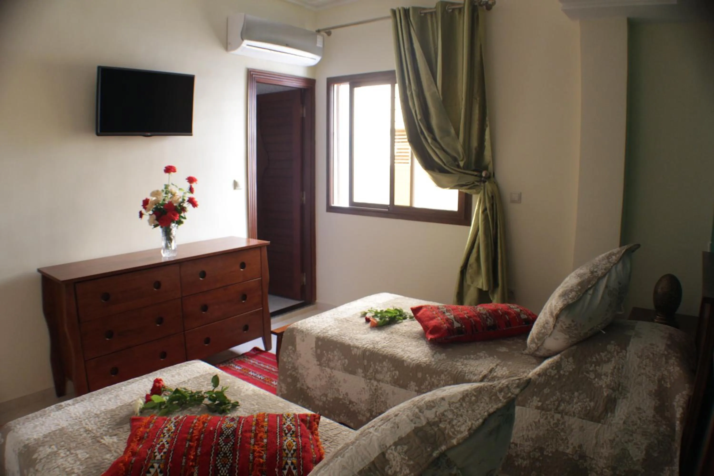 Day, Bed in Riad Mimosa