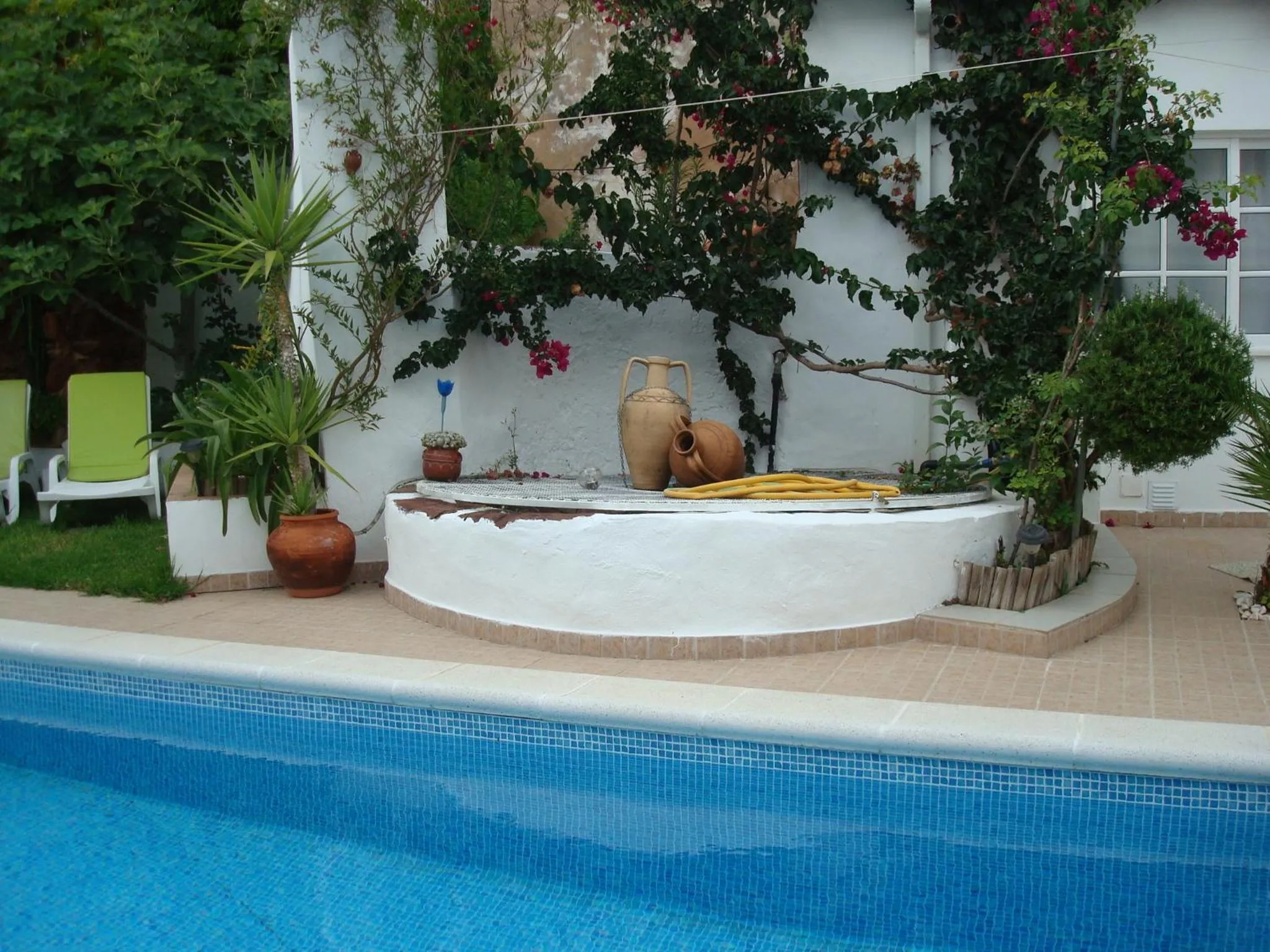 Garden view in Casa Claudia - Pool and Wifi