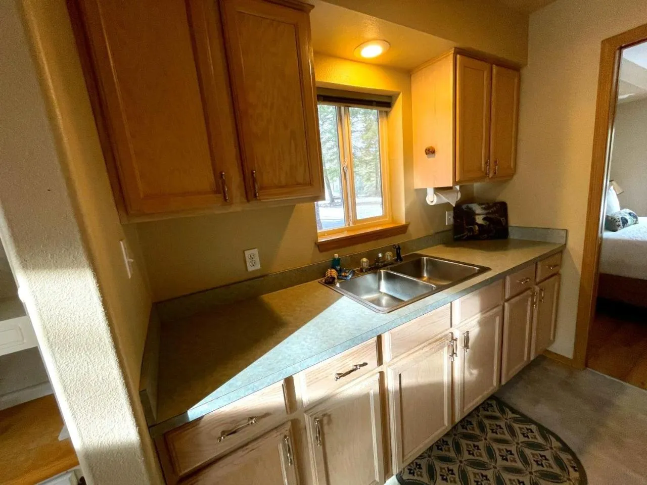 Kitchen or kitchenette in Riverfront Motel & Cabins