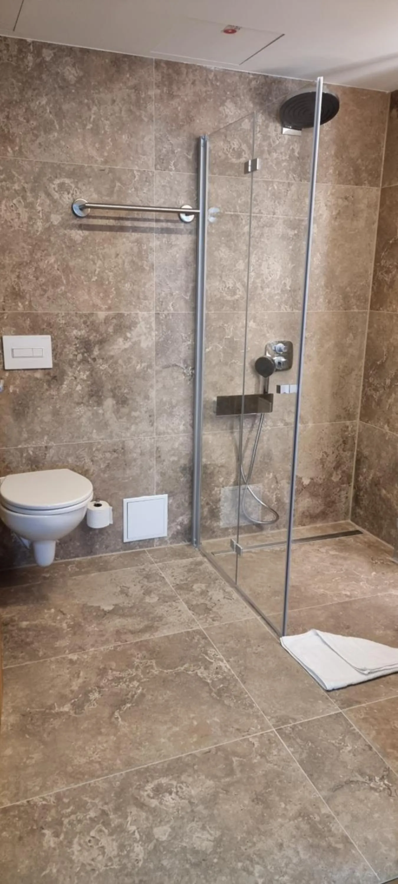 Shower in Central Hotel & Lounge Adult Only