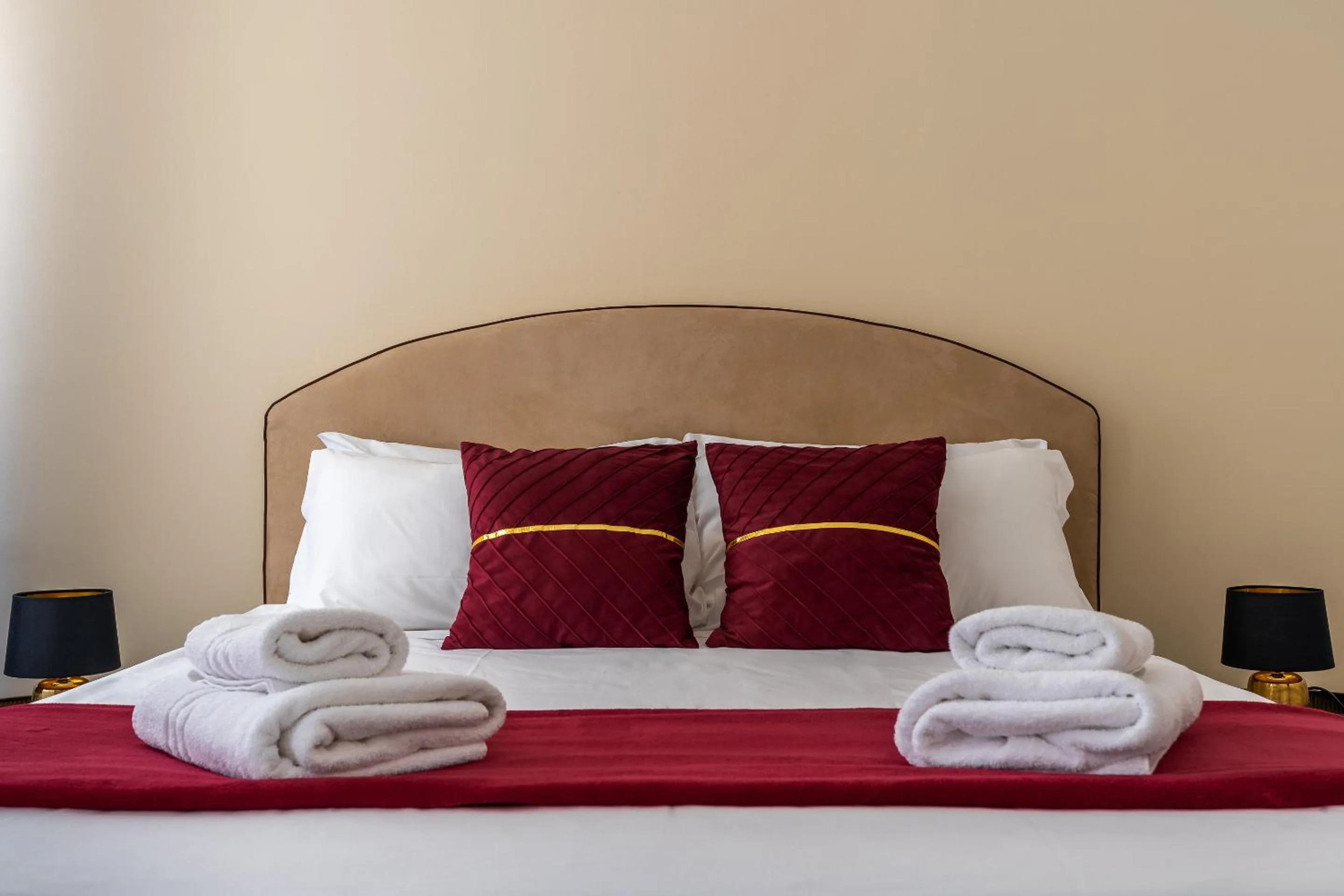 Bed in Decimo Meridio- At Spanish Steps-