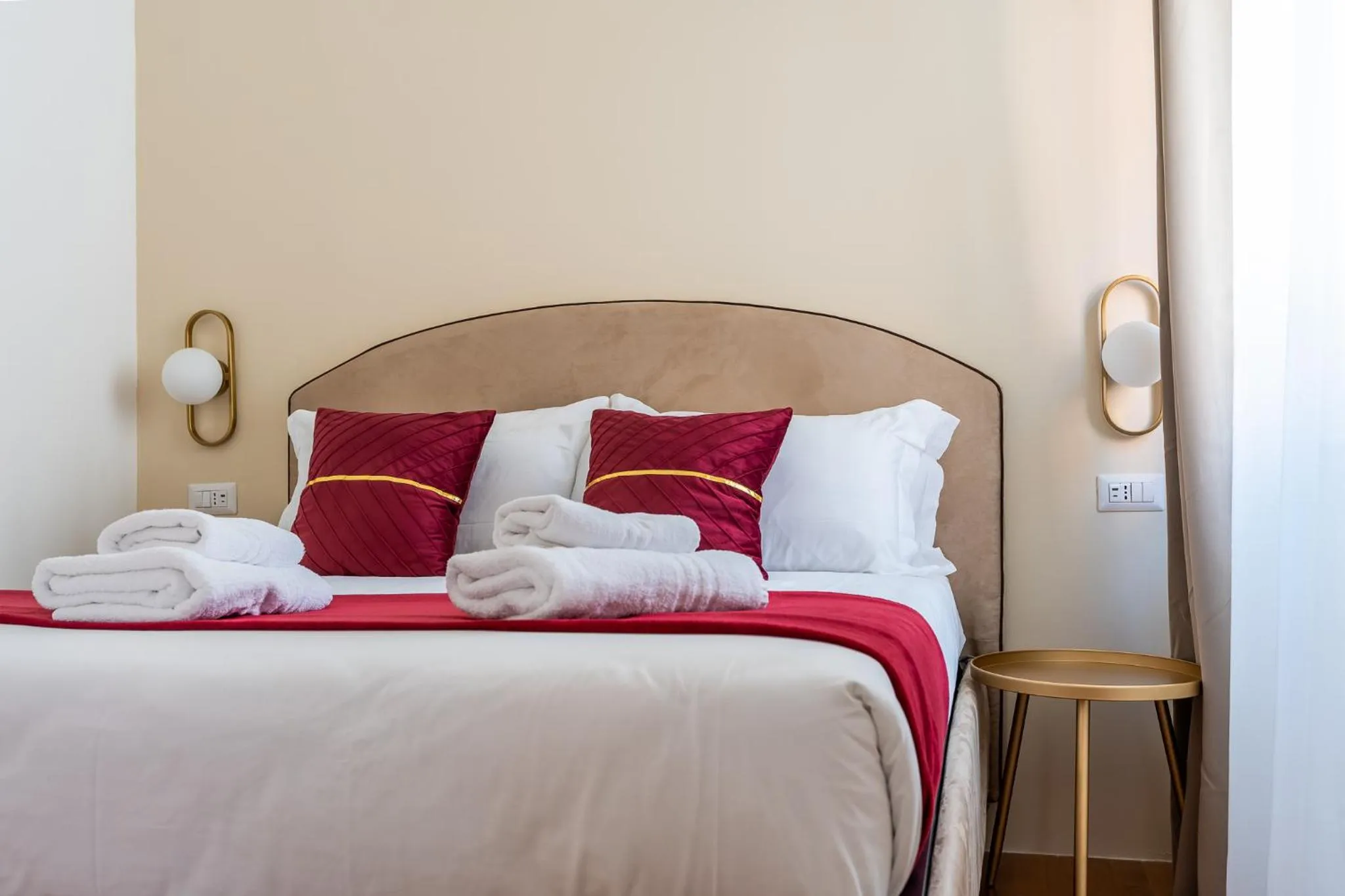 Bed in Decimo Meridio- At Spanish Steps-