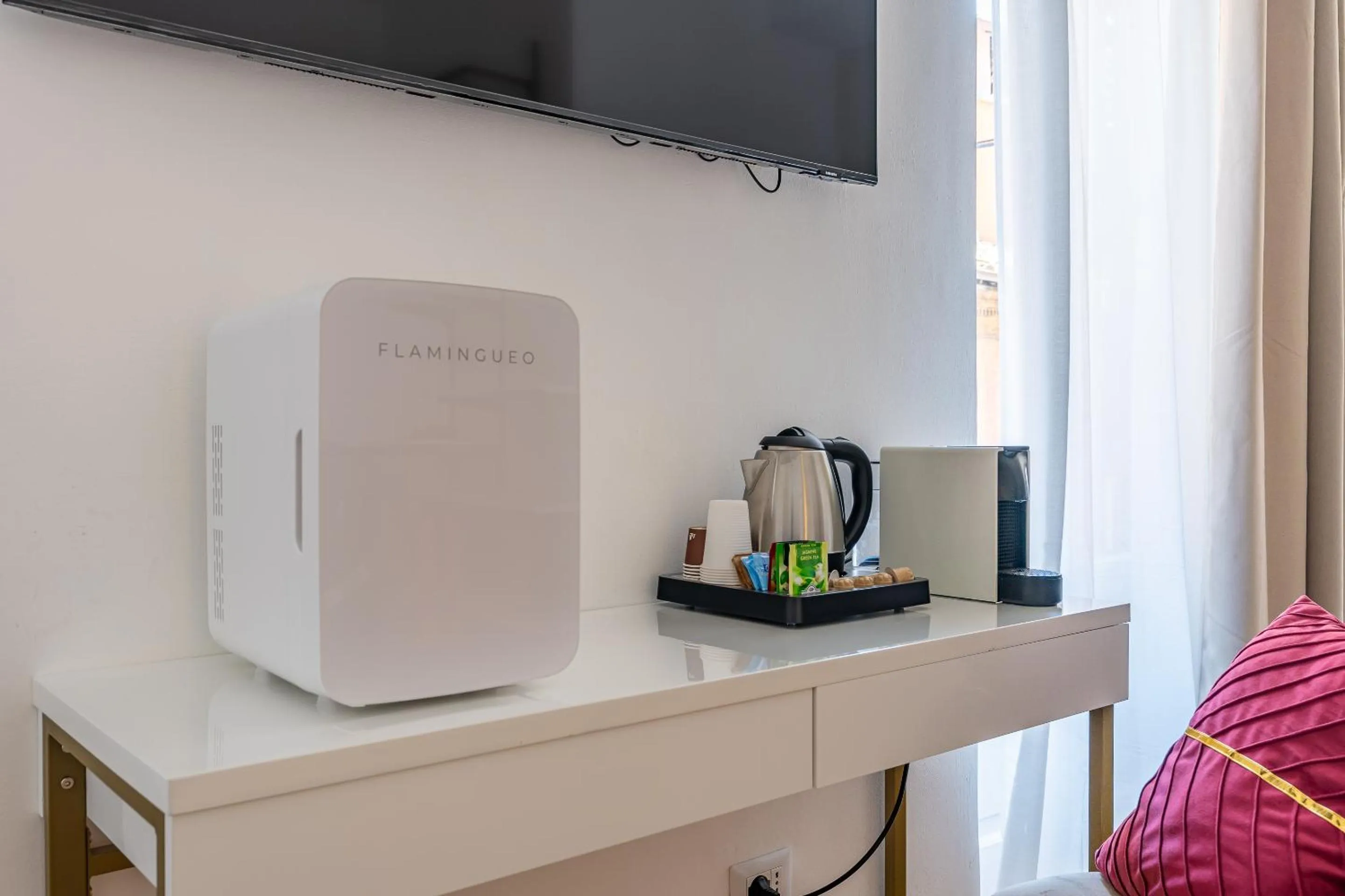 Area and facilities in Decimo Meridio- At Spanish Steps-