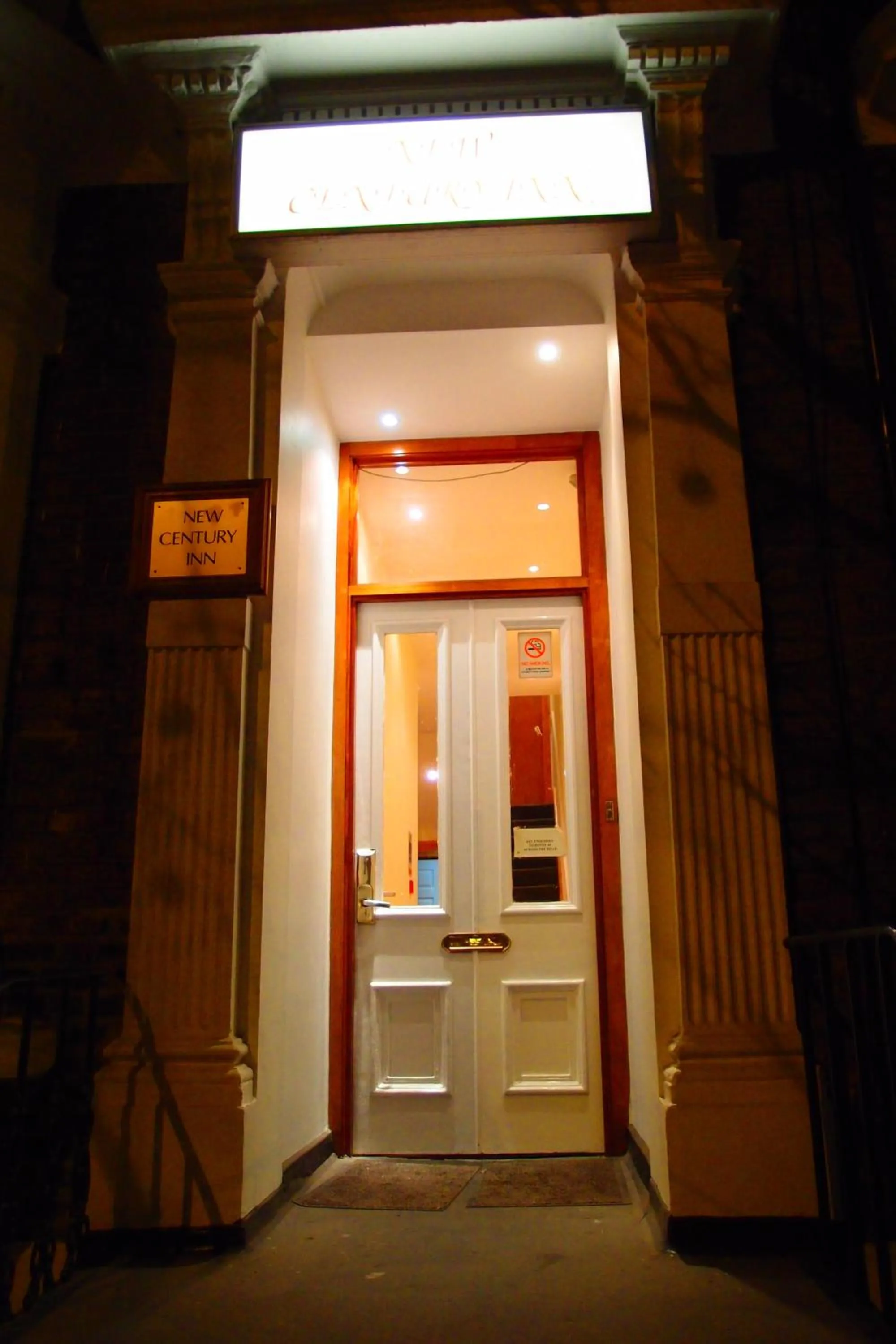 Facade/entrance in Hotel 65