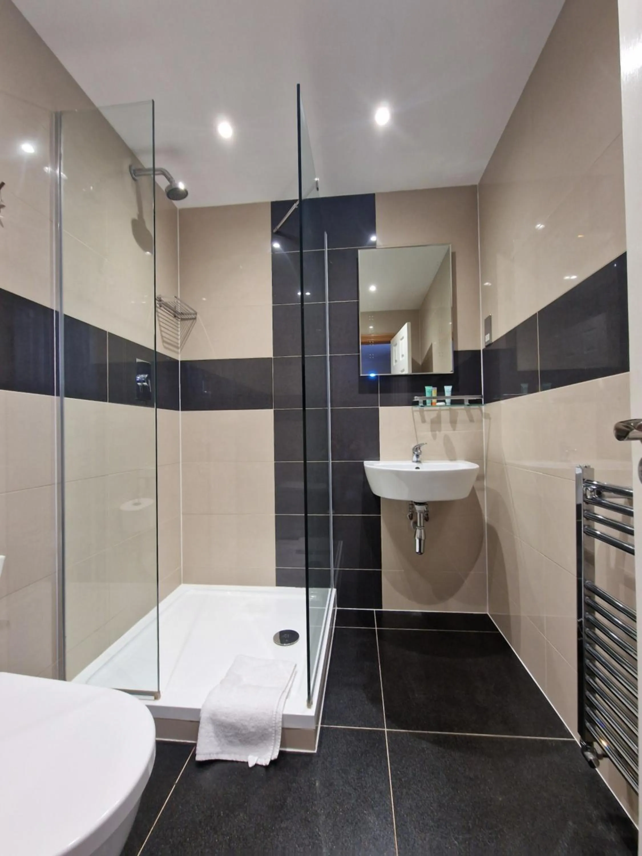 Bathroom in Hotel 65