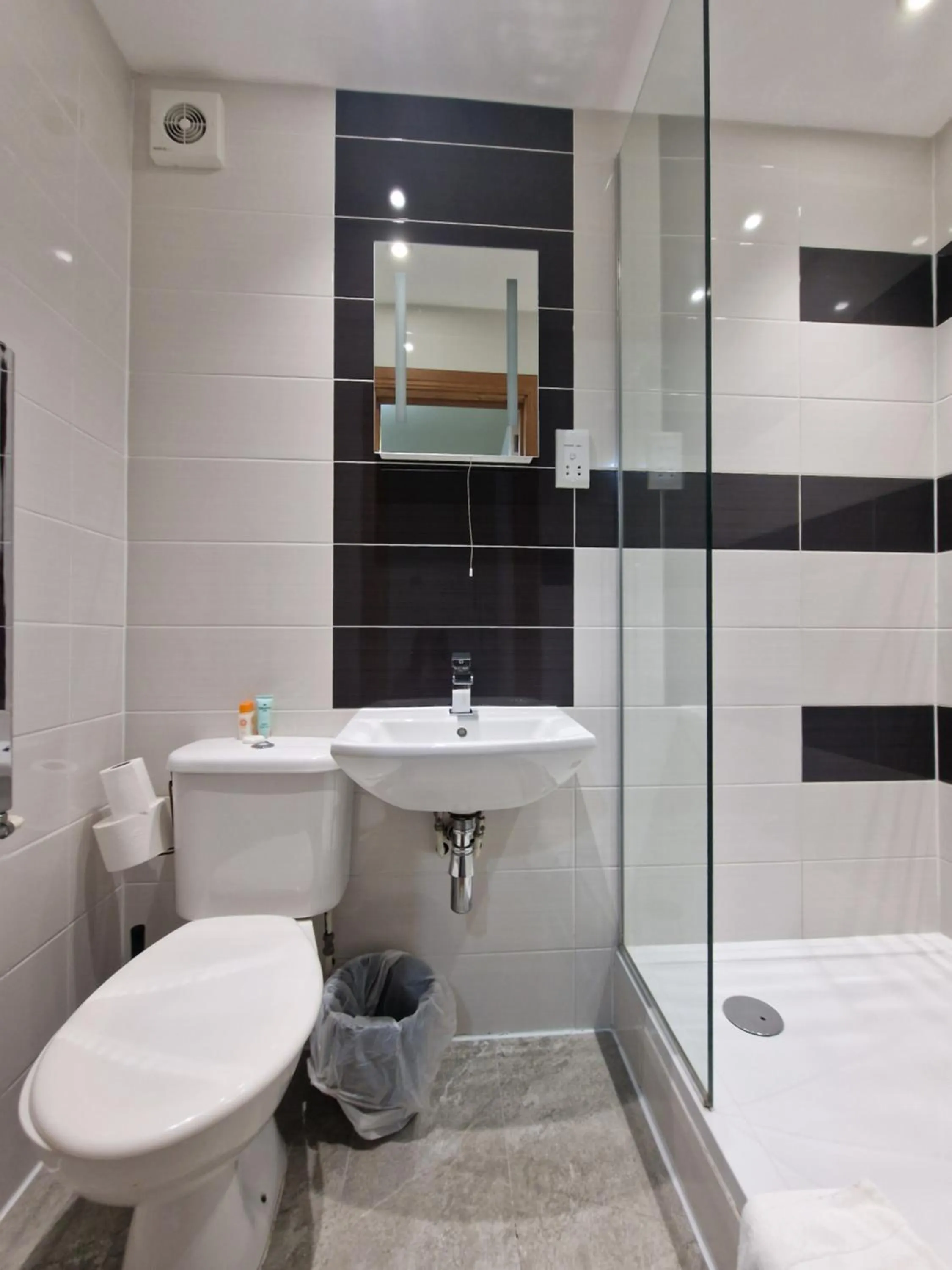 Bathroom in Hotel 65